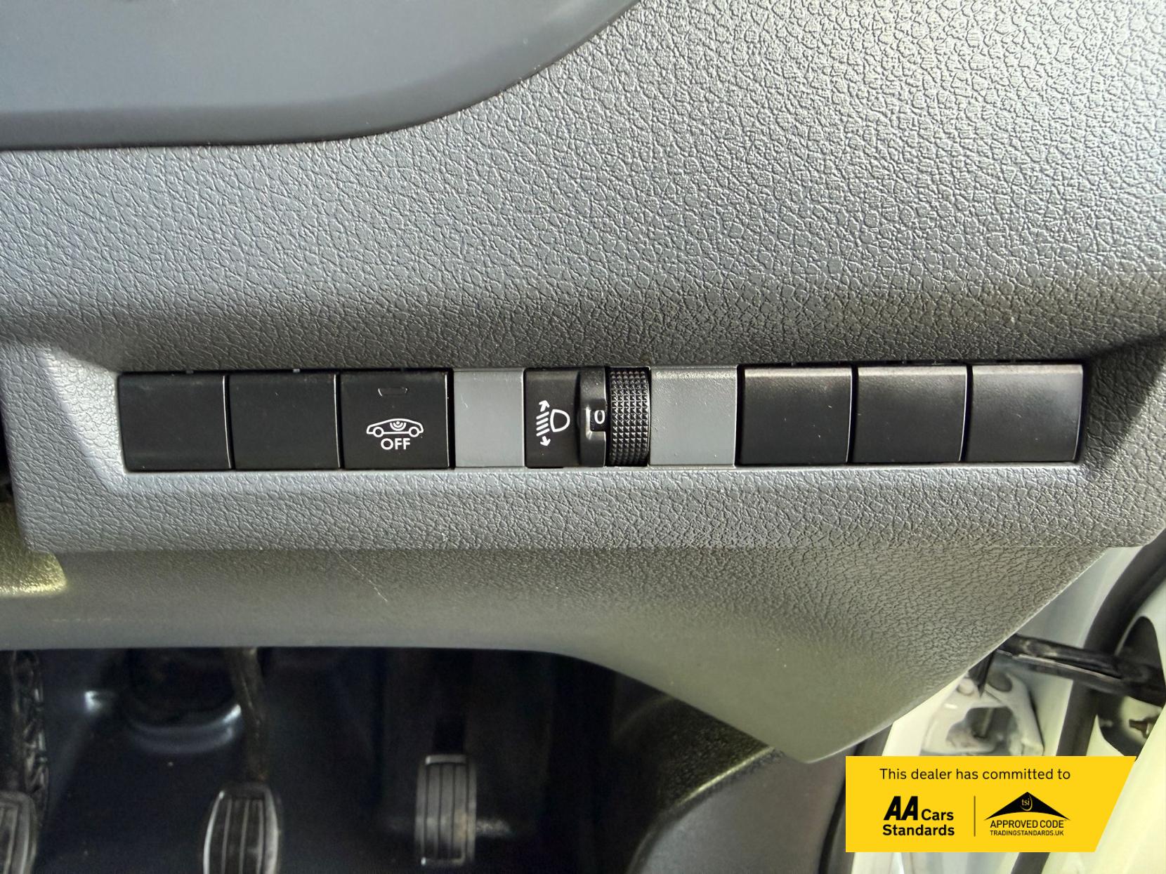 Vauxhall Vivaro 1.5 Turbo D 2900 Sportive Panel Van 5dr Diesel Manual L2 H1 Euro 6 (s/s) (100 ps)