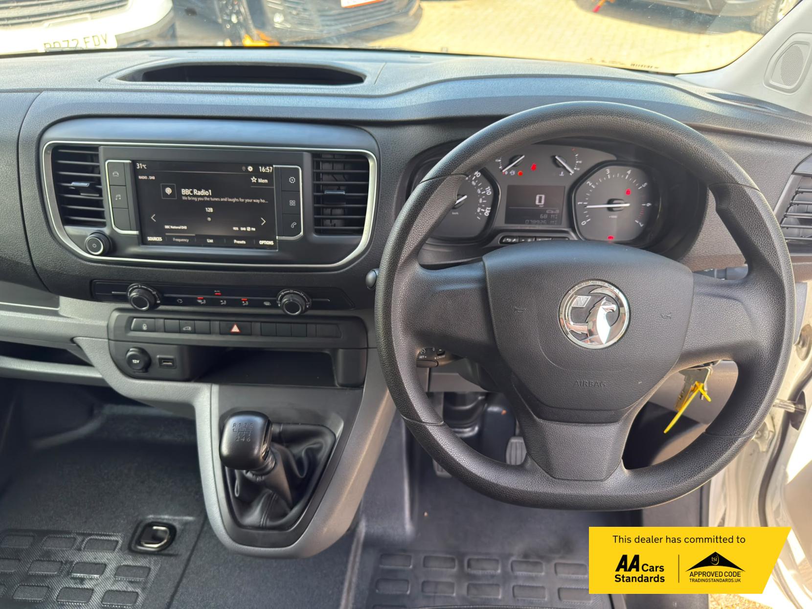 2021 Vauxhall Vivaro 1.5 Turbo D 2700 Sportive Panel Van 5dr Diesel Manual L1 H1 Euro 6 (s/s) (100 ps) - Thumbnail 10