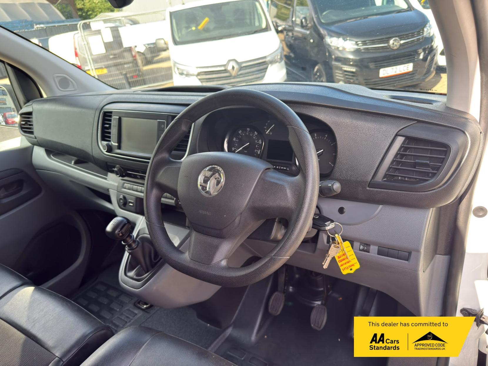 2021 Vauxhall Vivaro 1.5 Turbo D 2700 Sportive Panel Van 5dr Diesel Manual L1 H1 Euro 6 (s/s) (100 ps) - Thumbnail 9