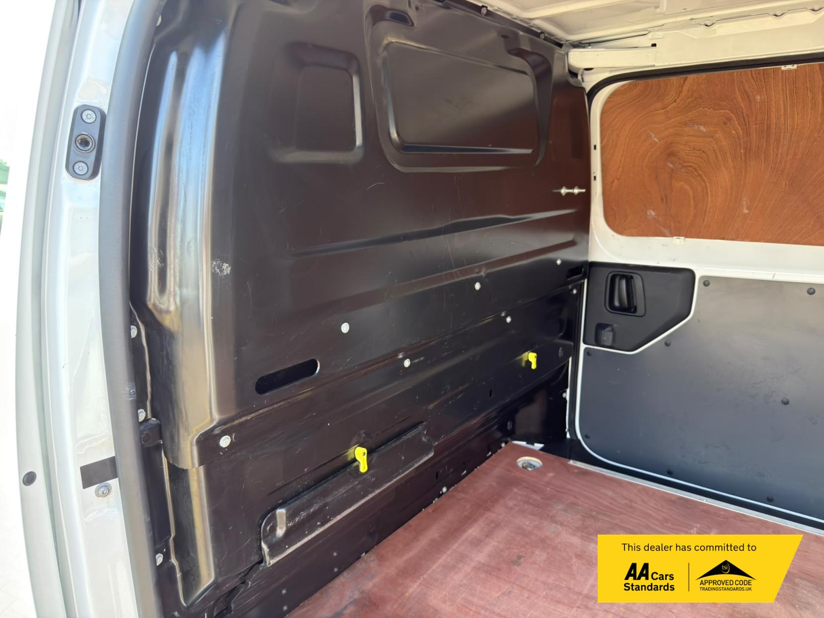 2021 Vauxhall Vivaro 1.5 Turbo D 2700 Sportive Panel Van 5dr Diesel Manual L1 H1 Euro 6 (s/s) (100 ps) - Thumbnail 29