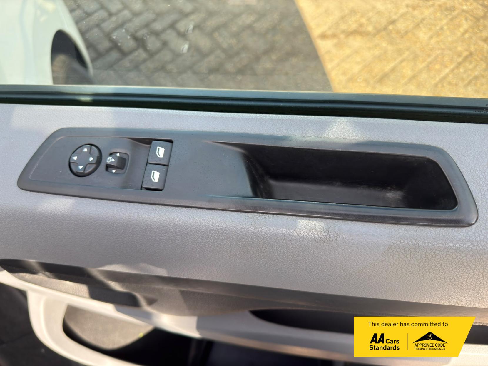 2021 Vauxhall Vivaro 1.5 Turbo D 2700 Sportive Panel Van 5dr Diesel Manual L1 H1 Euro 6 (s/s) (100 ps) - Thumbnail 35