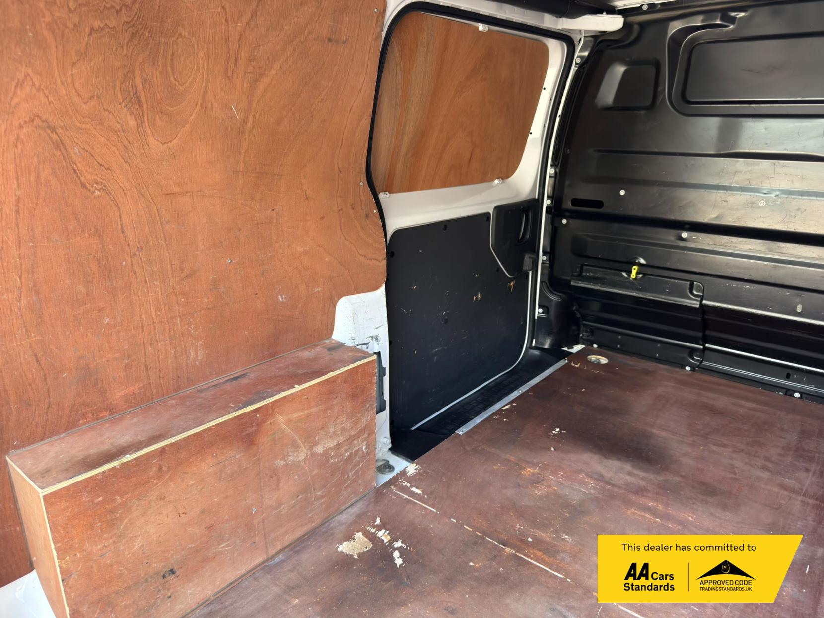 2021 Vauxhall Vivaro 1.5 Turbo D 2700 Sportive Panel Van 5dr Diesel Manual L1 H1 Euro 6 (s/s) (100 ps) - Thumbnail 32