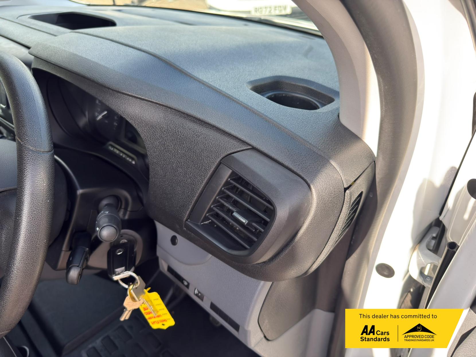 2021 Vauxhall Vivaro 1.5 Turbo D 2700 Sportive Panel Van 5dr Diesel Manual L1 H1 Euro 6 (s/s) (100 ps) - Thumbnail 37