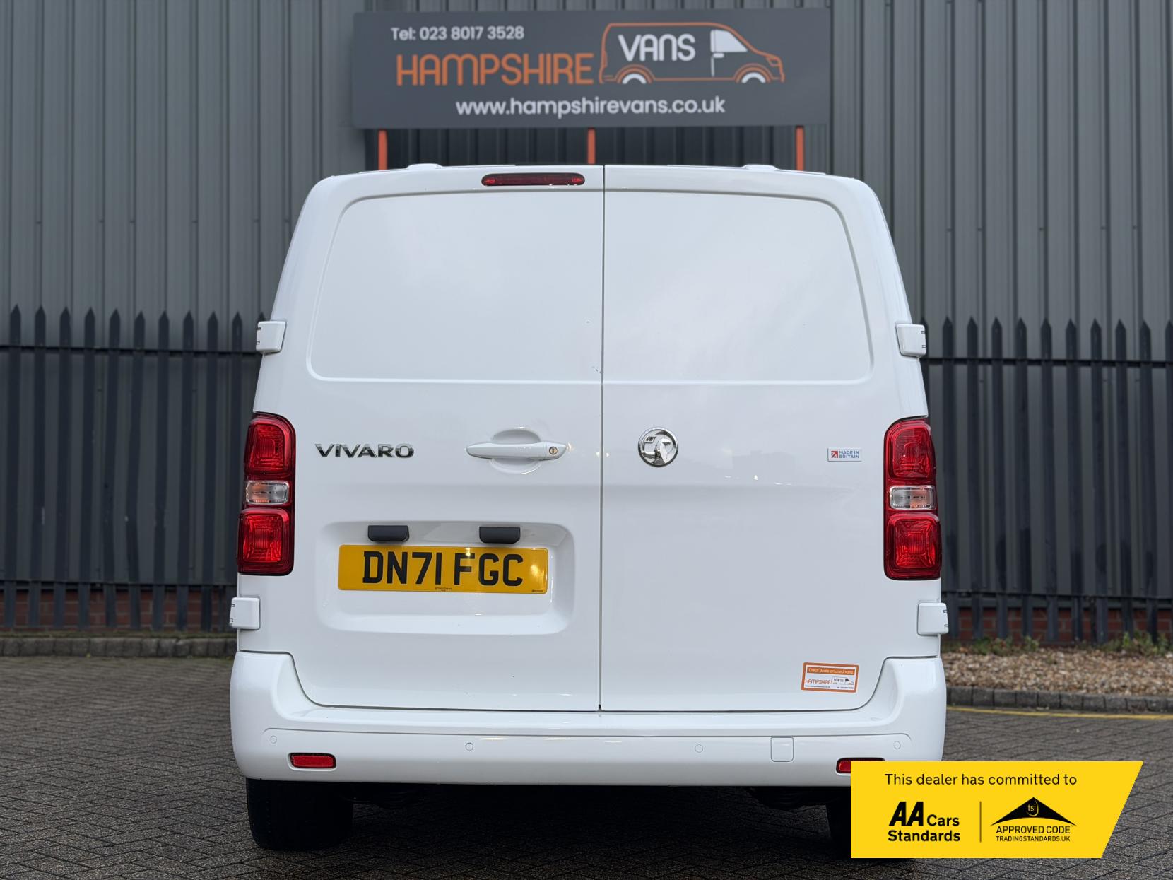 Vauxhall Vivaro 2.0 Turbo D 3100 Sportive Crew Van Double Cab 5dr Diesel Manual L1 H1 Euro 6 (s/s) (120 ps)