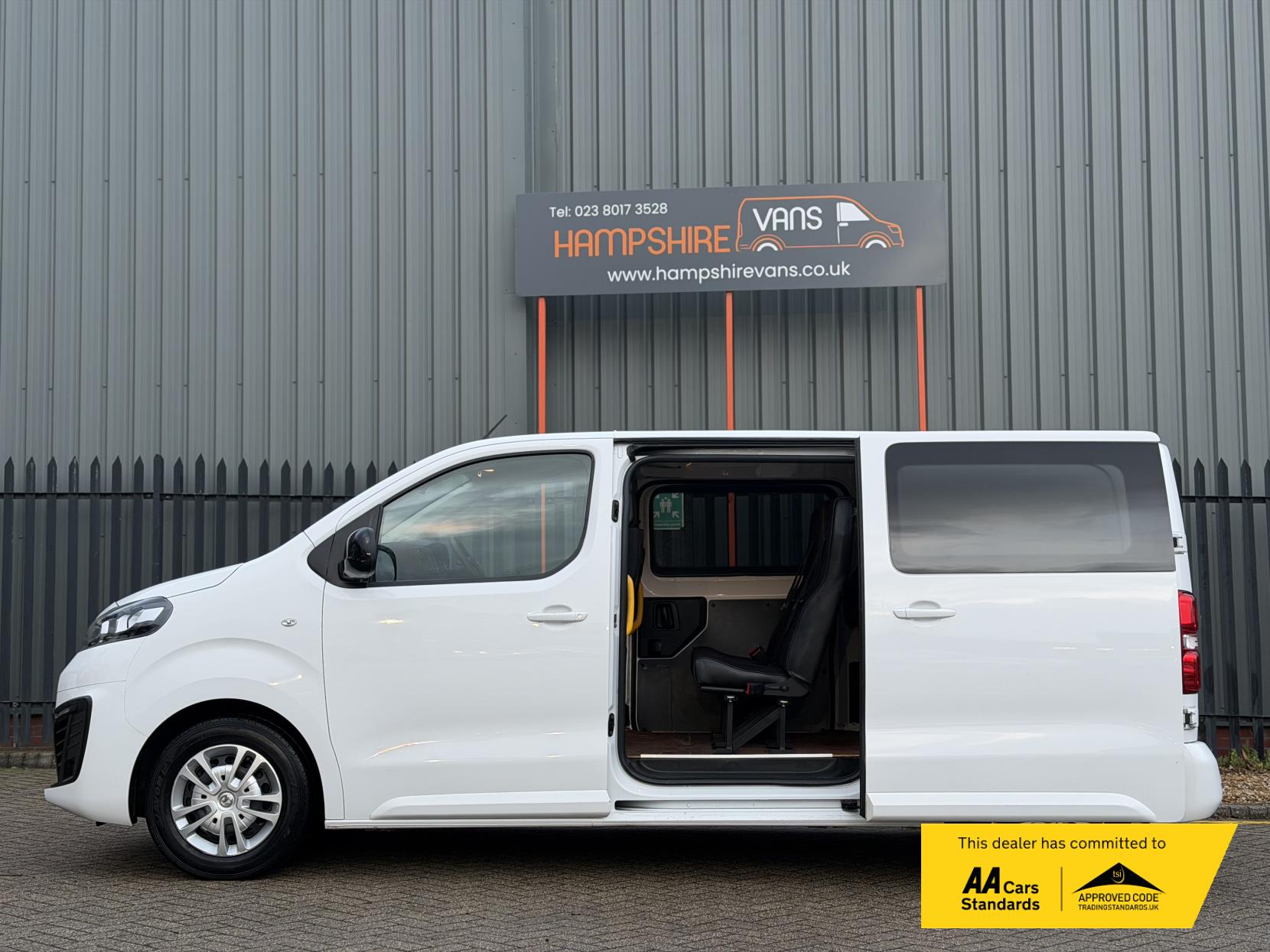 Vauxhall Vivaro 2.0 Turbo D 3100 Sportive Crew Van Double Cab 5dr Diesel Manual L1 H1 Euro 6 (s/s) (120 ps)