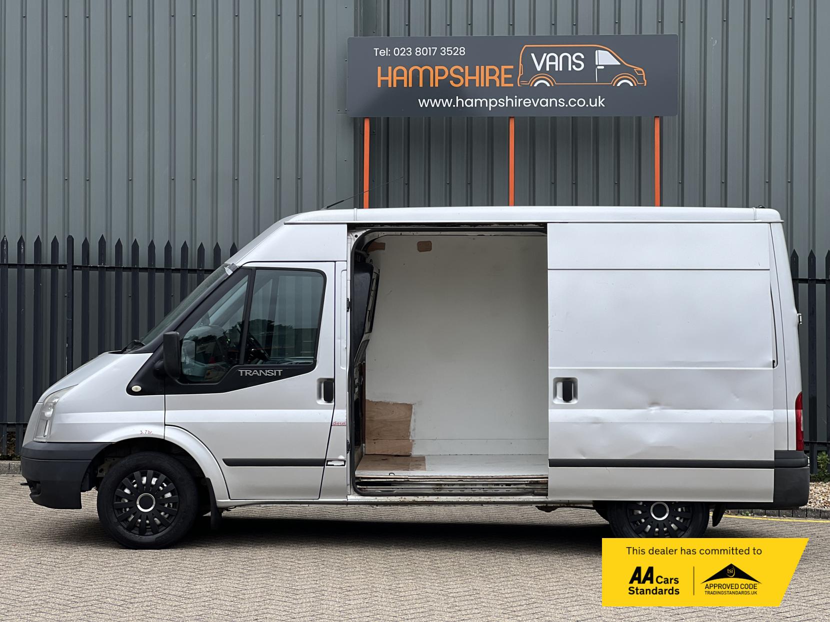 Ford Transit 2.2 TDCi 280 Trend Panel Van 3dr Diesel Manual FWD L2 H2 (198 g/km, 123 bhp)