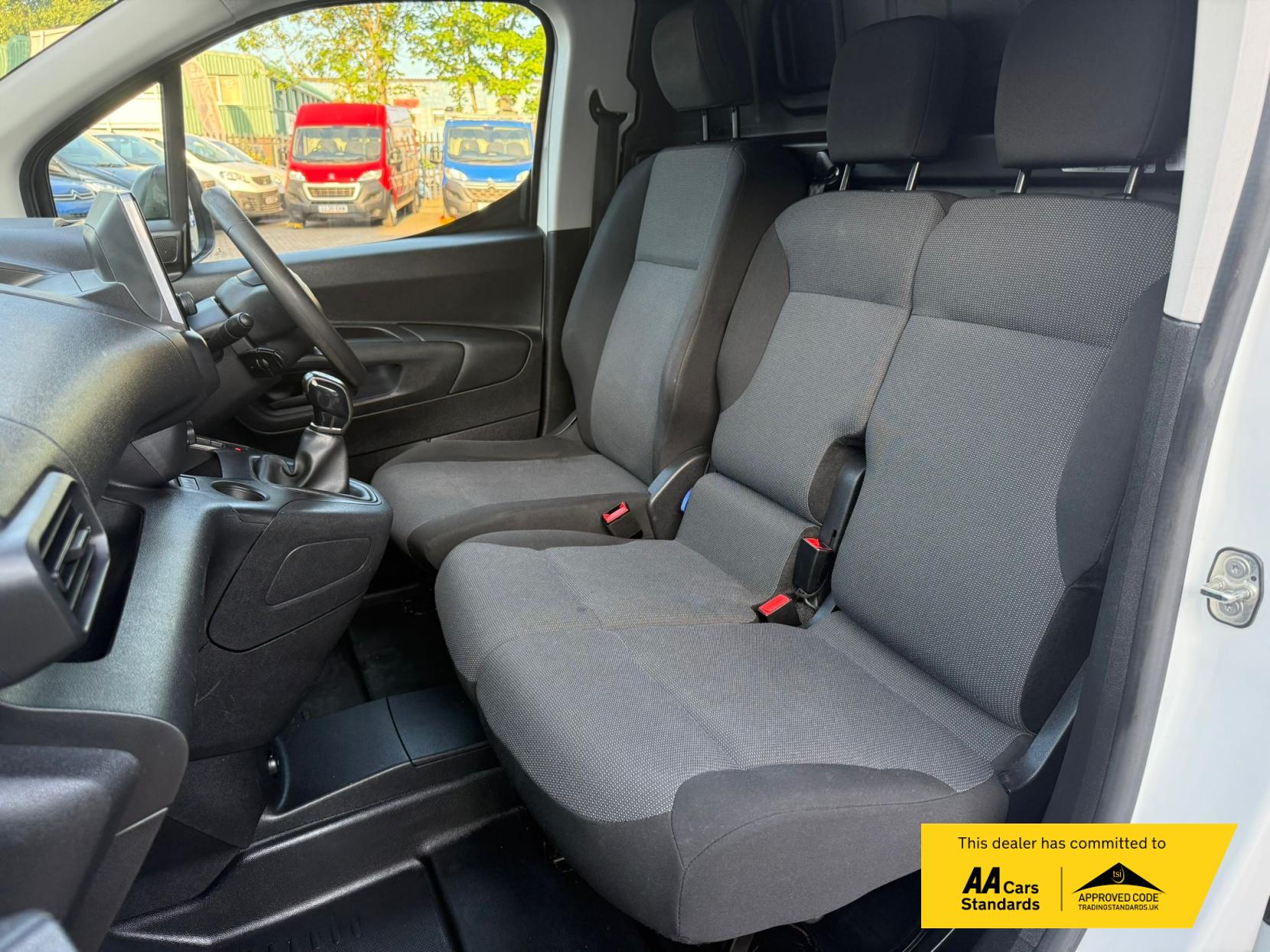 Citroen Berlingo 1.5 BlueHDi 1000 Enterprise M Panel Van 5dr Diesel Manual SWB Euro 6 (s/s) (100 ps)