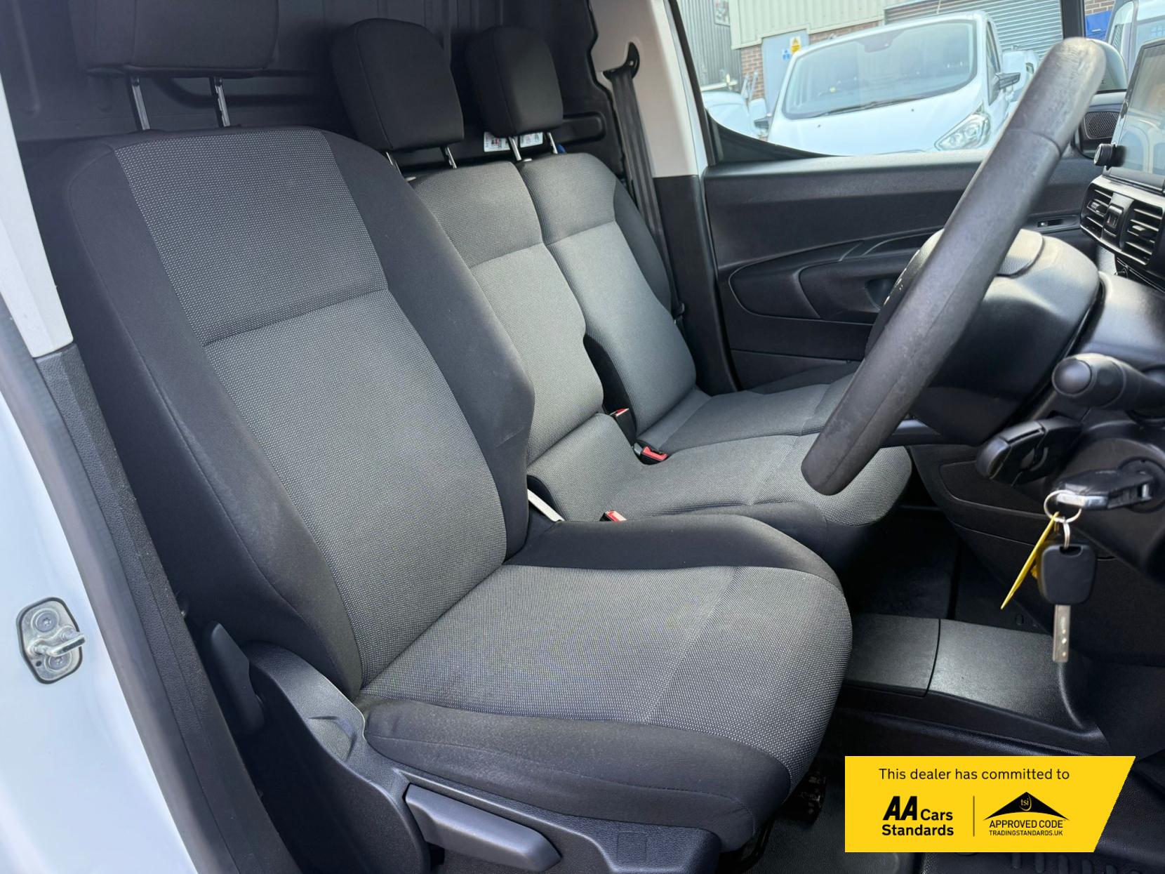 Citroen Berlingo 1.5 BlueHDi 1000 Enterprise M Panel Van 5dr Diesel Manual SWB Euro 6 (s/s) (100 ps)