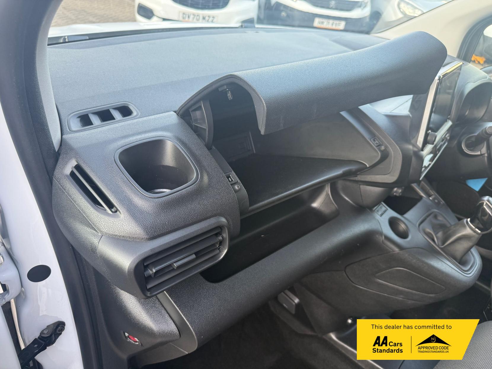 Vauxhall Combo 1.5 Turbo D 2300 Sportive Panel Van 4dr Diesel Manual L1 H1 Euro 6 (100 ps)