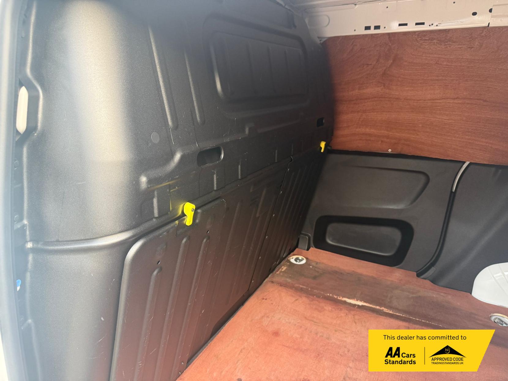 Vauxhall Combo 1.5 Turbo D 2300 Sportive Panel Van 4dr Diesel Manual L1 H1 Euro 6 (100 ps)