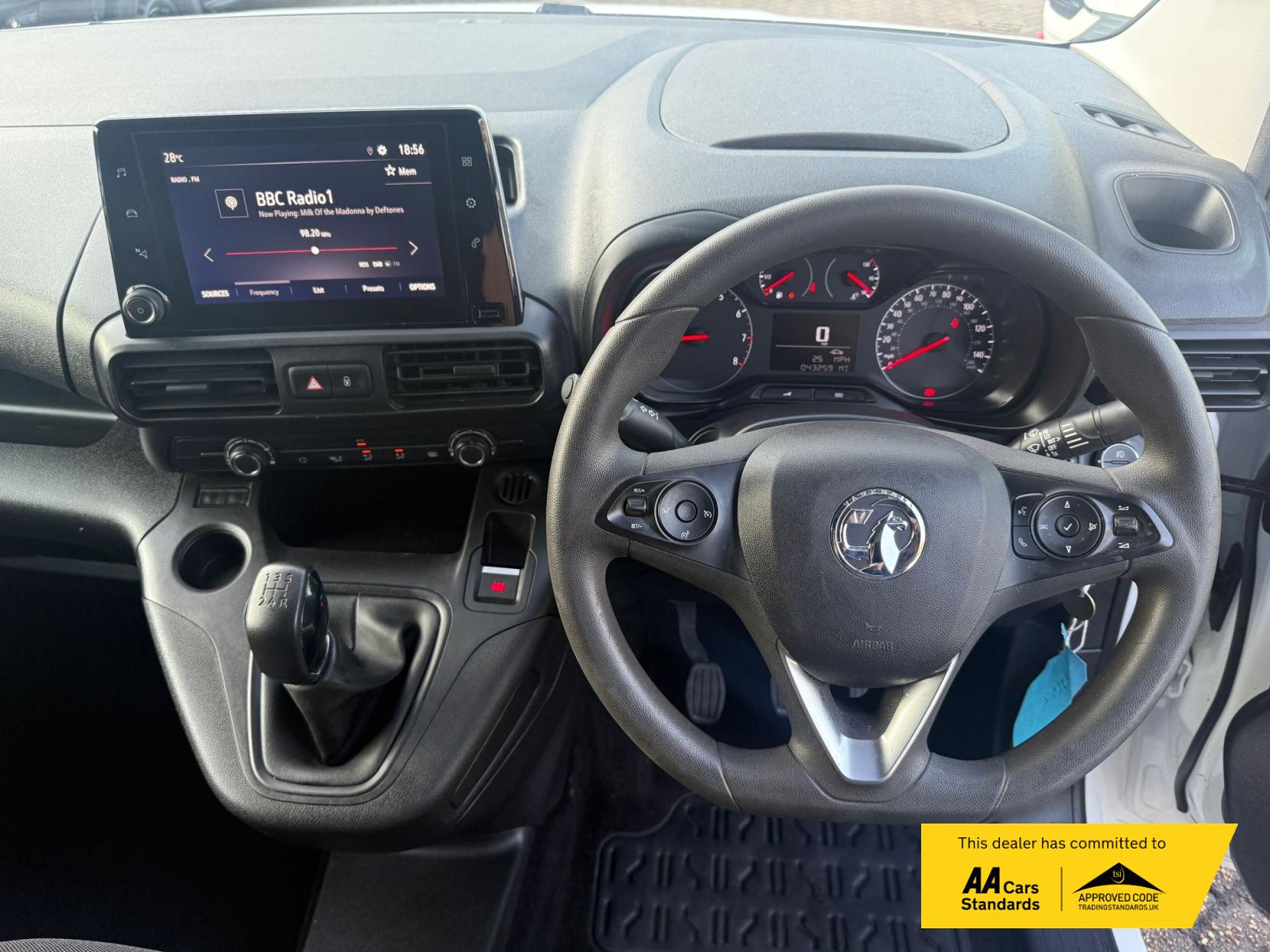 Vauxhall Combo 1.5 Turbo D 2300 Sportive Panel Van 4dr Diesel Manual L1 H1 Euro 6 (100 ps)