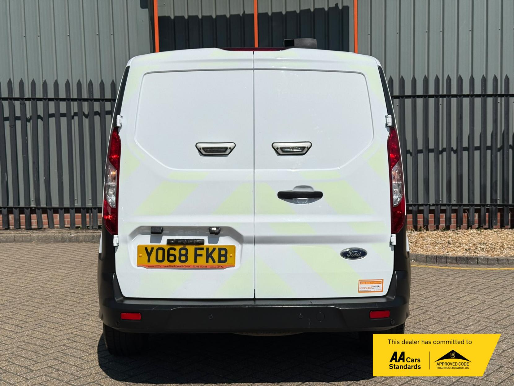 2018 Ford Transit Connect 1.5 220 EcoBlue Panel Van 5dr Diesel Manual L1 Euro 6 (s/s) (100 ps) - Thumbnail 9