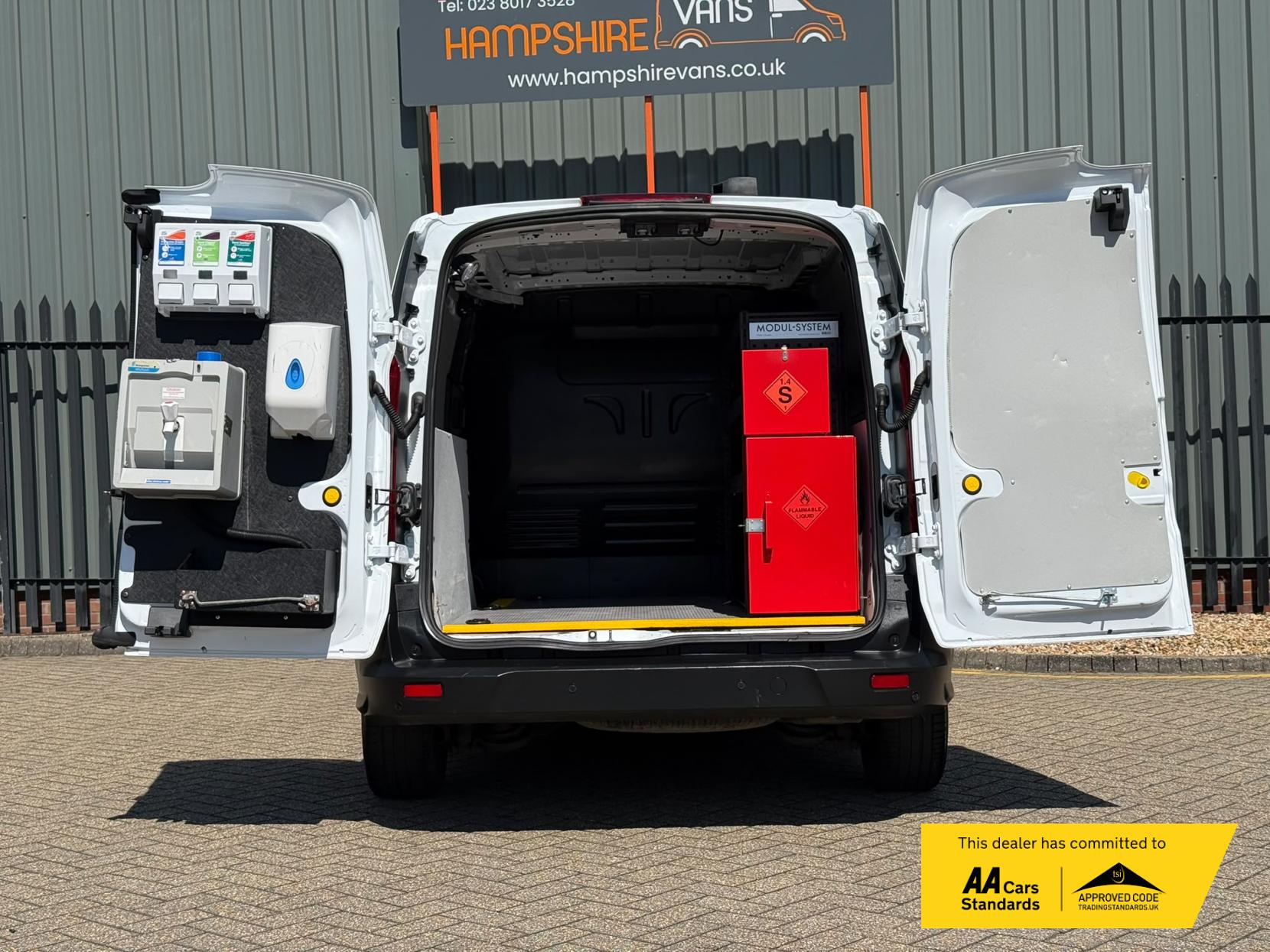 2018 Ford Transit Connect 1.5 220 EcoBlue Panel Van 5dr Diesel Manual L1 Euro 6 (s/s) (100 ps) - Thumbnail 57