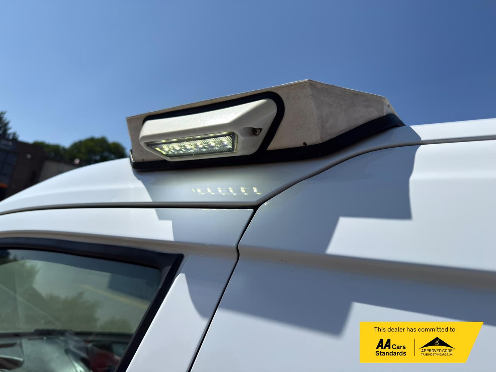 2018 Ford Transit Connect 1.5 220 EcoBlue Panel Van 5dr Diesel Manual L1 Euro 6 (s/s) (100 ps) - Thumbnail 52
