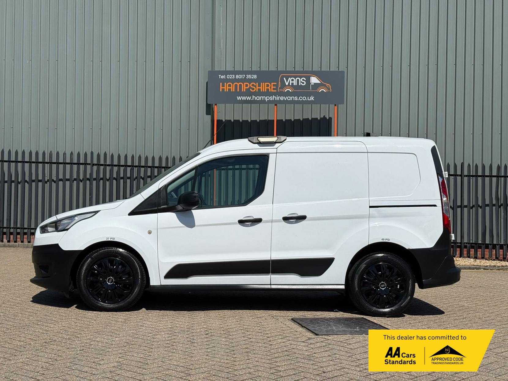 2018 Ford Transit Connect 1.5 220 EcoBlue Panel Van 5dr Diesel Manual L1 Euro 6 (s/s) (100 ps) - Thumbnail 6