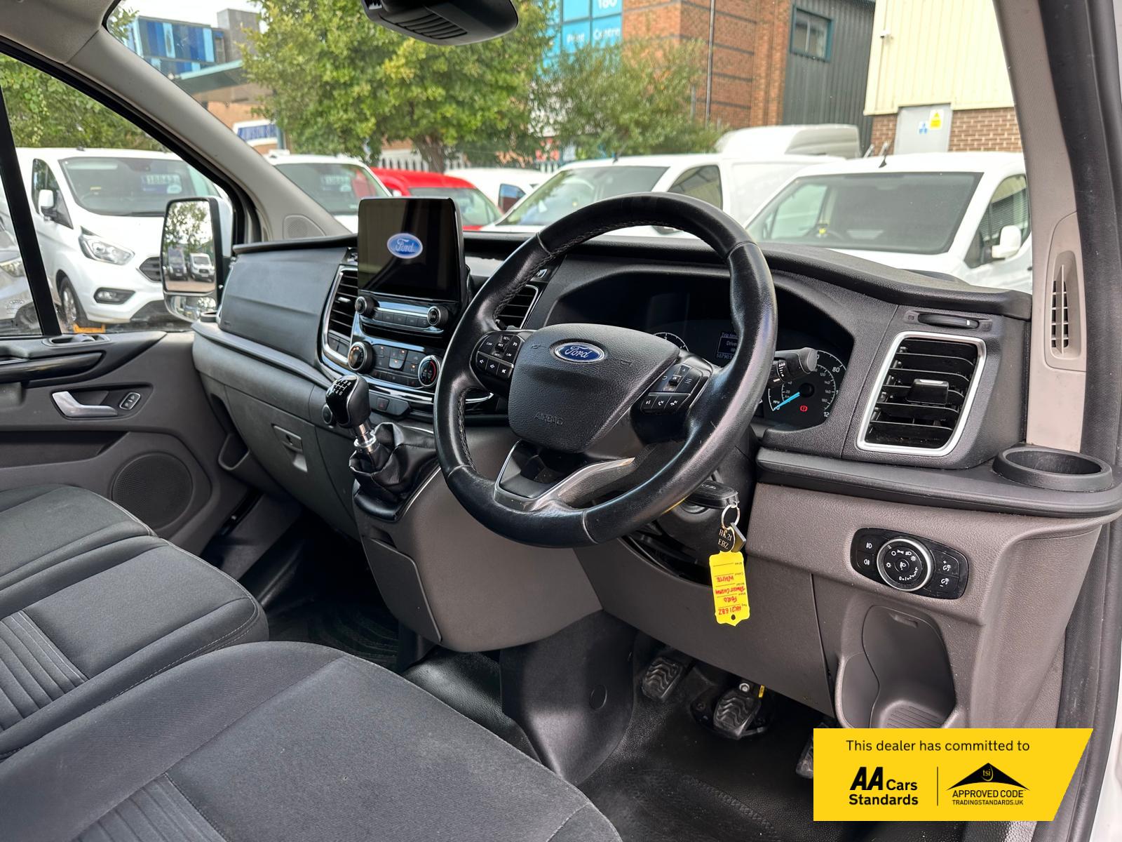 Ford Transit Custom 2.0 300 EcoBlue Limited Panel Van 5dr Diesel Manual L1 H1 Euro 6 (s/s) (130 ps)