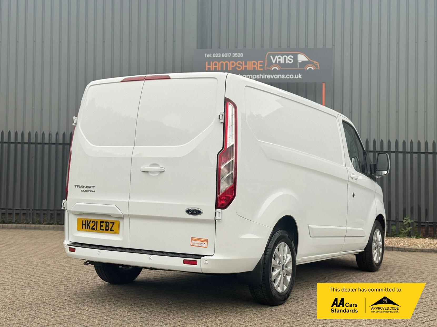 Ford Transit Custom 2.0 300 EcoBlue Limited Panel Van 5dr Diesel Manual L1 H1 Euro 6 (s/s) (130 ps)