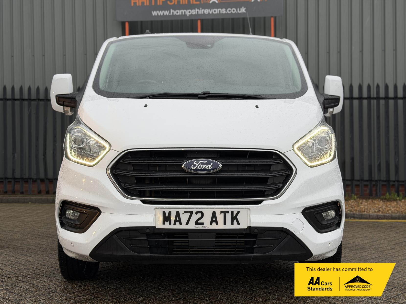 Ford Transit Custom 2.0 300 EcoBlue Limited Panel Van 5dr Diesel Manual L2 H1 Euro 6 (s/s) (130 ps)