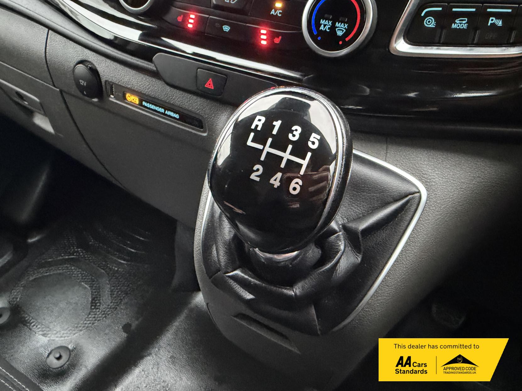 Ford Transit Custom 2.0 300 EcoBlue Limited Panel Van 5dr Diesel Manual L2 H1 Euro 6 (s/s) (130 ps)