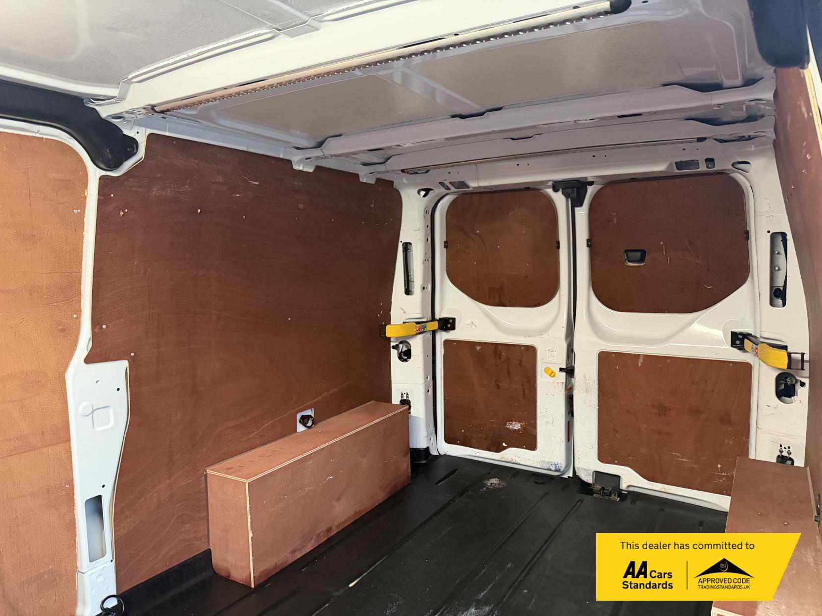 Ford Transit Custom 2.0 300 EcoBlue Limited Panel Van 5dr Diesel Manual L2 H1 Euro 6 (s/s) (130 ps)