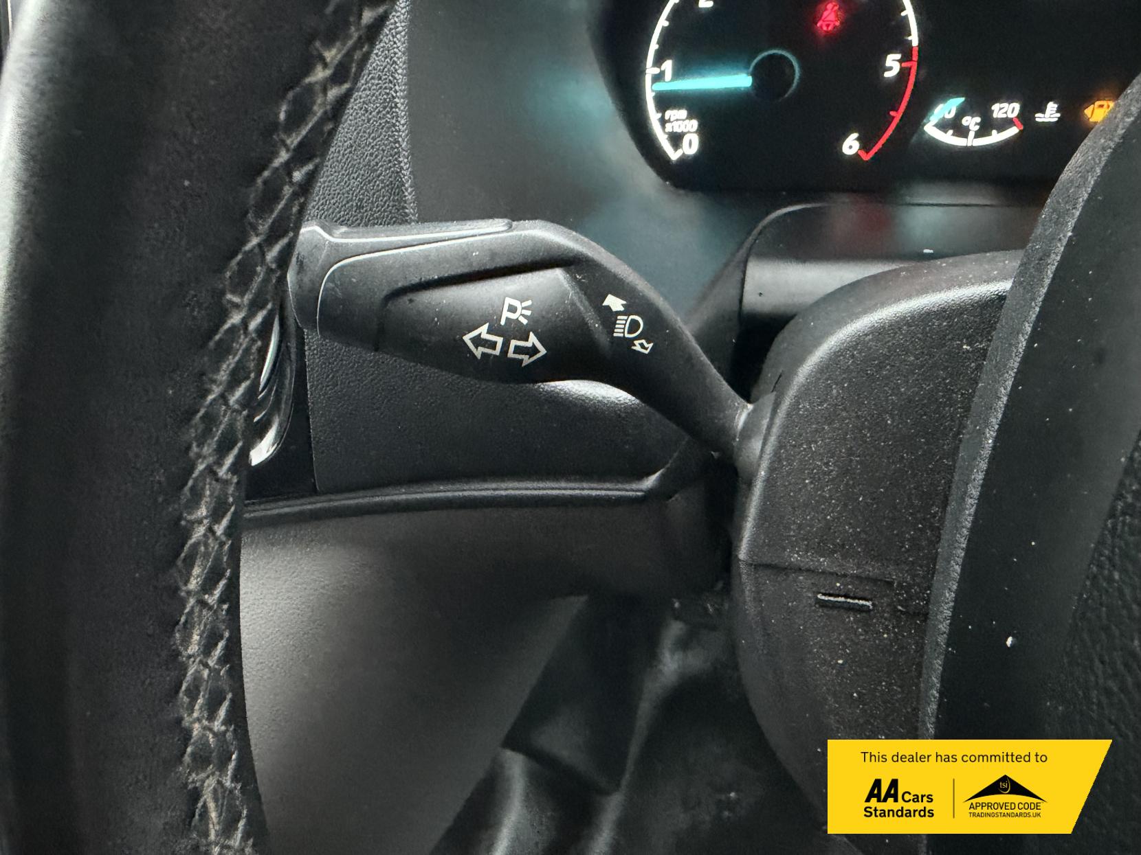 Ford Transit Custom 2.0 300 EcoBlue Limited Panel Van 5dr Diesel Manual L2 H1 Euro 6 (s/s) (130 ps)