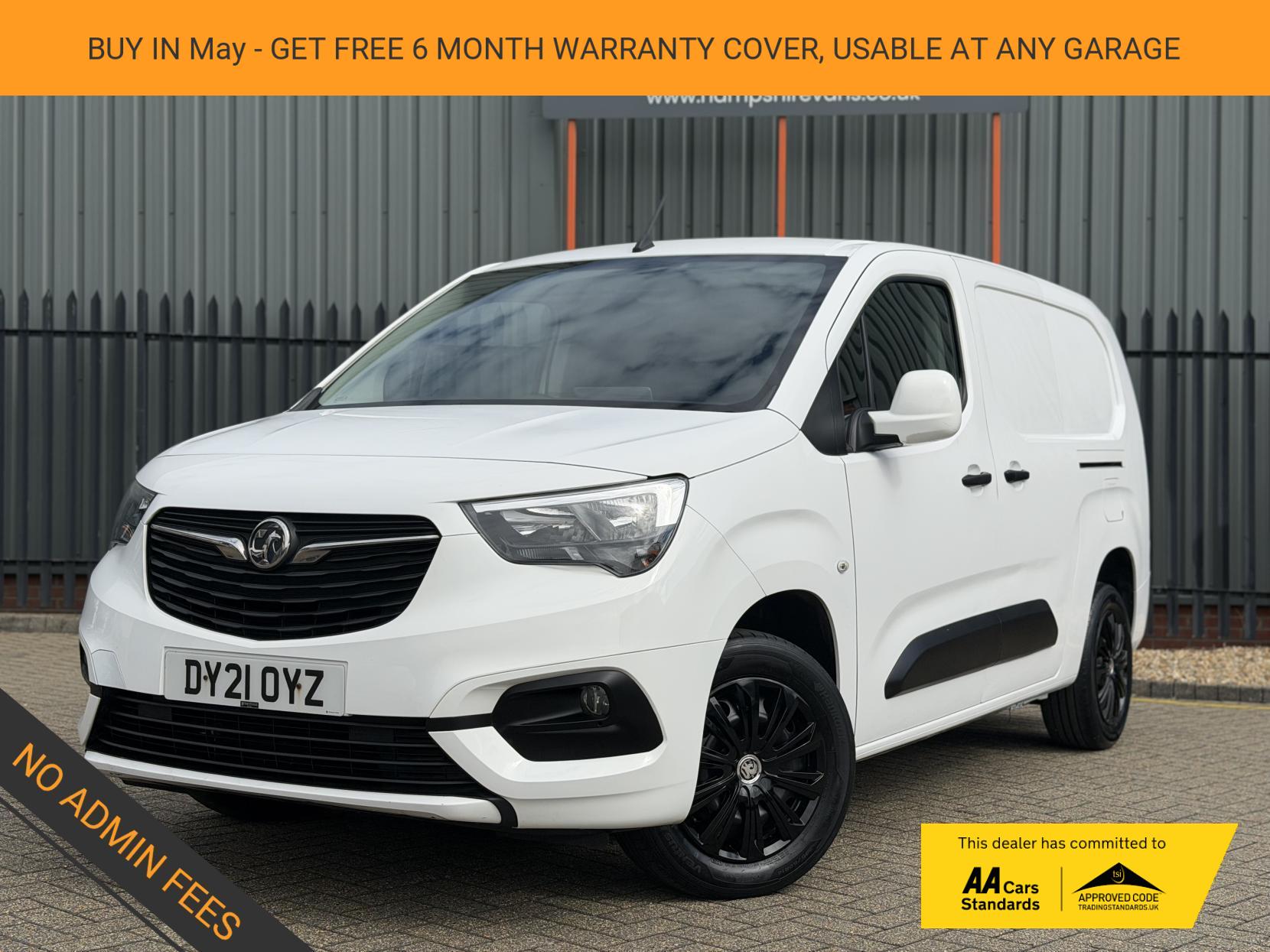 2021 Vauxhall Combo 1.5 Turbo D 2300 Sportive Panel Van 4dr Diesel Manual L2 H1 Euro 6 (100 ps) - Thumbnail 2