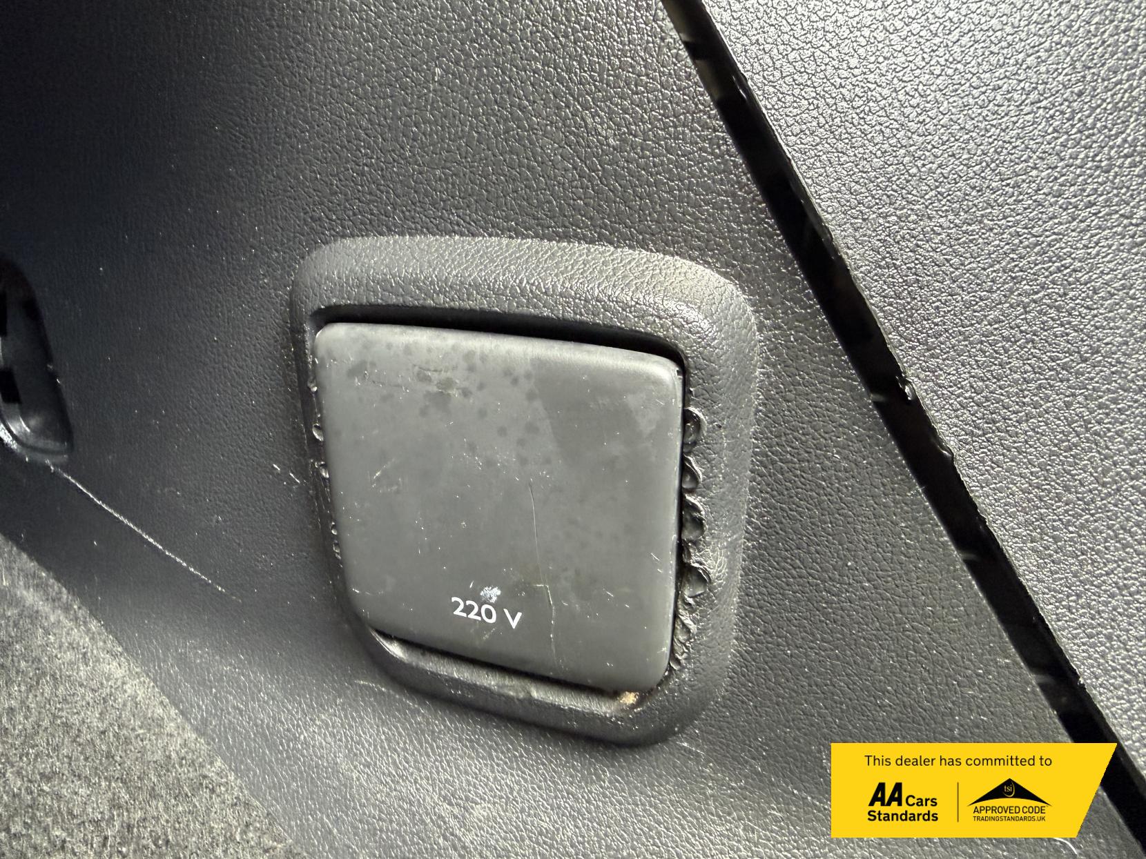 2021 Vauxhall Combo 1.5 Turbo D 2300 Sportive Panel Van 4dr Diesel Manual L2 H1 Euro 6 (100 ps) - Thumbnail 46