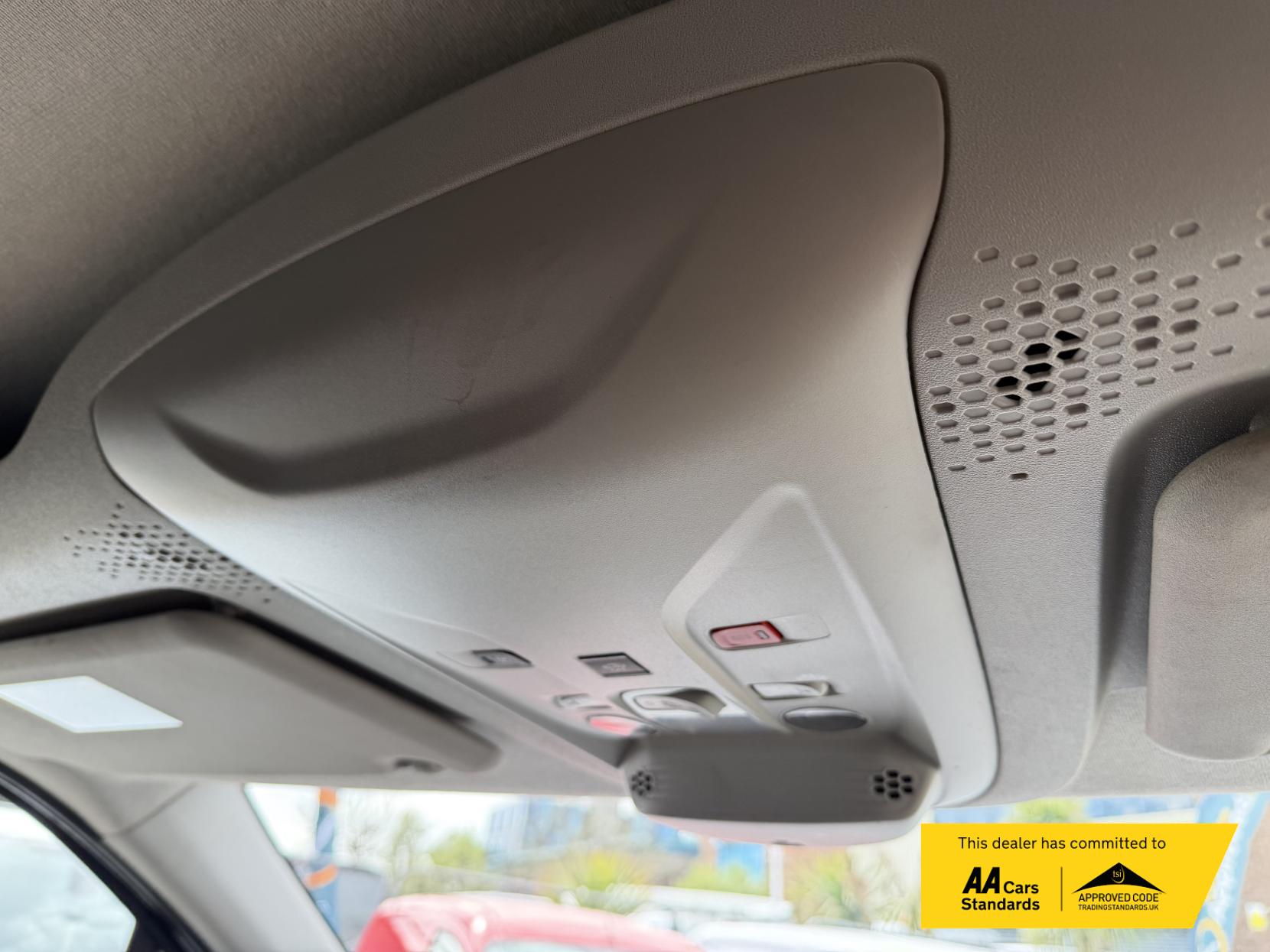 2021 Vauxhall Combo 1.5 Turbo D 2300 Sportive Panel Van 4dr Diesel Manual L2 H1 Euro 6 (100 ps) - Thumbnail 50