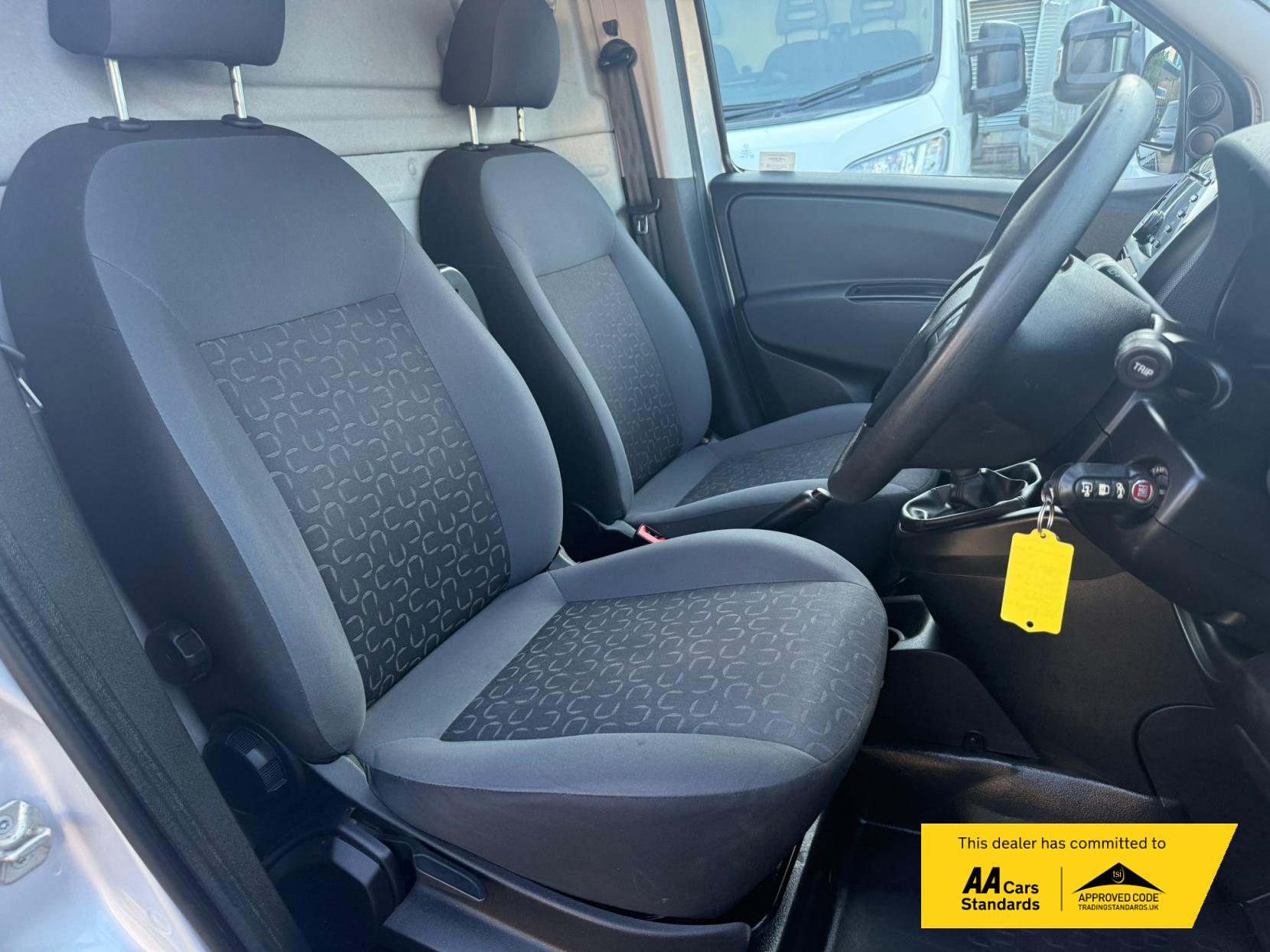 Fiat Doblo 1.6 MultiJetII Maxi Tecnico Panel Van 6dr Diesel Manual L2 H1 Euro 6 (s/s) (120 bhp)