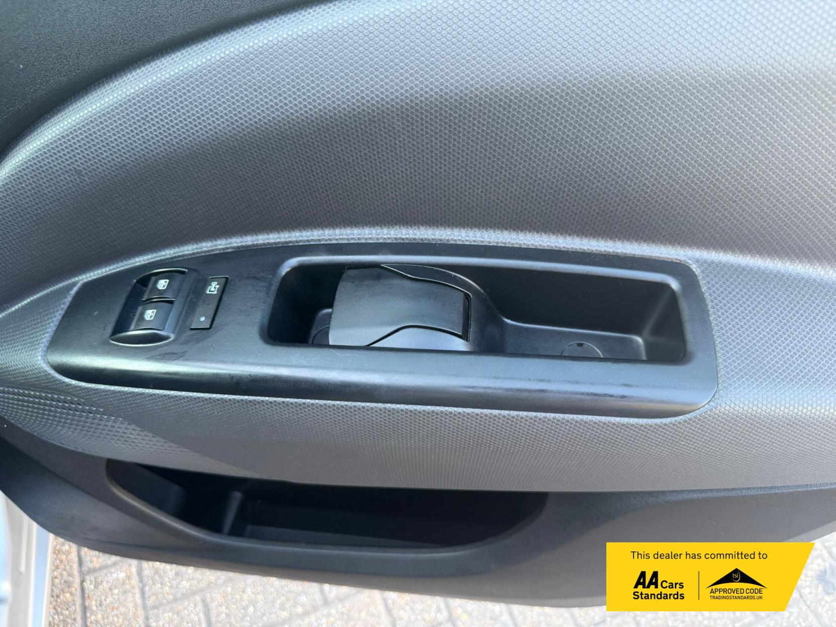Fiat Doblo 1.6 MultiJetII Maxi Tecnico Panel Van 6dr Diesel Manual L2 H1 Euro 6 (s/s) (120 bhp)