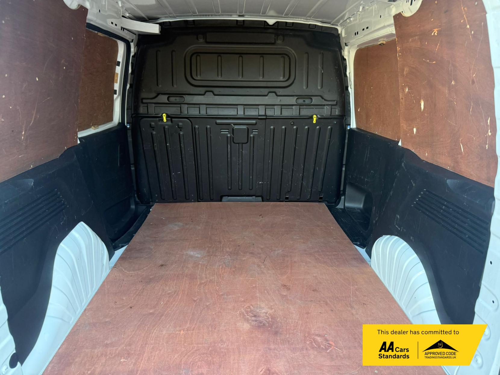 Peugeot Partner 1.5 BlueHDi 1000 Professional Standard Panel Van 5dr Diesel Manual SWB Euro 6 (100 bhp)