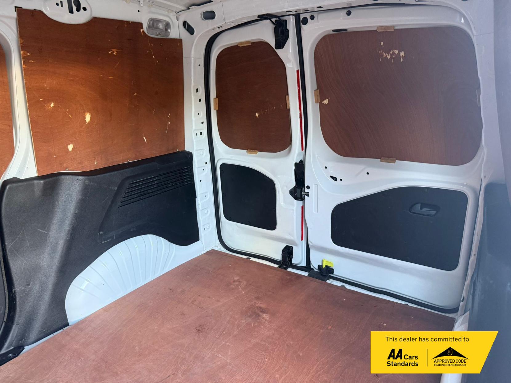 Peugeot Partner 1.5 BlueHDi 1000 Professional Standard Panel Van 5dr Diesel Manual SWB Euro 6 (100 bhp)