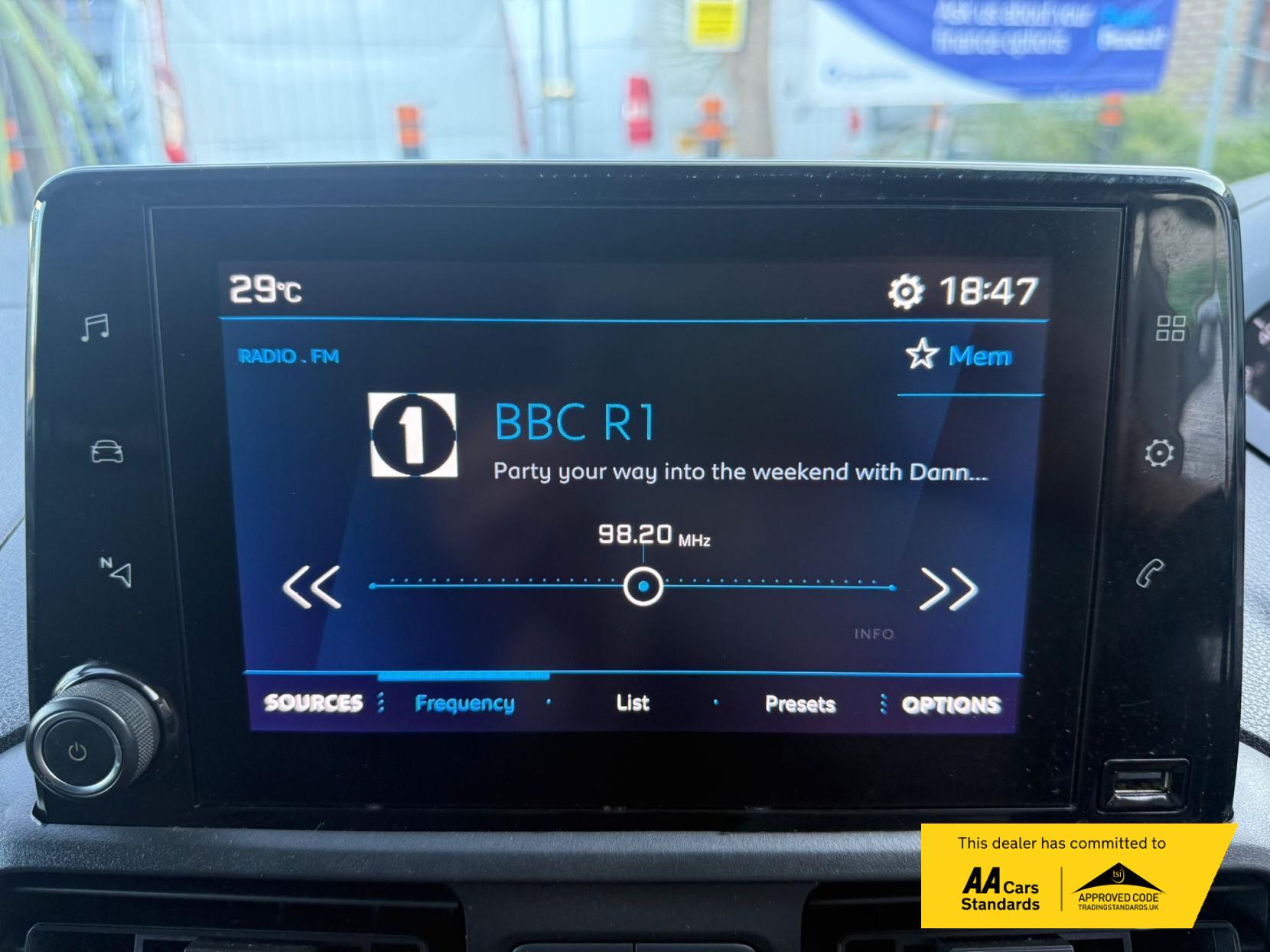 Peugeot Partner 1.5 BlueHDi 1000 Professional Standard Panel Van 5dr Diesel Manual SWB Euro 6 (100 bhp)