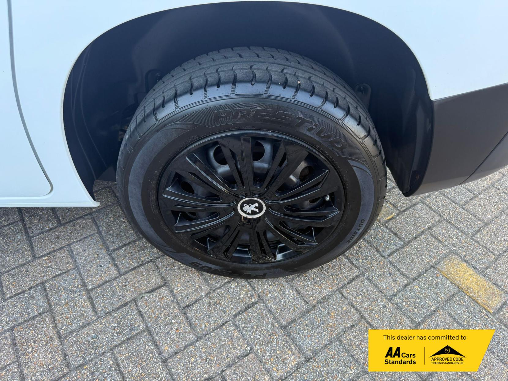 Peugeot Partner 1.5 BlueHDi 1000 Professional Standard Panel Van 5dr Diesel Manual SWB Euro 6 (100 bhp)