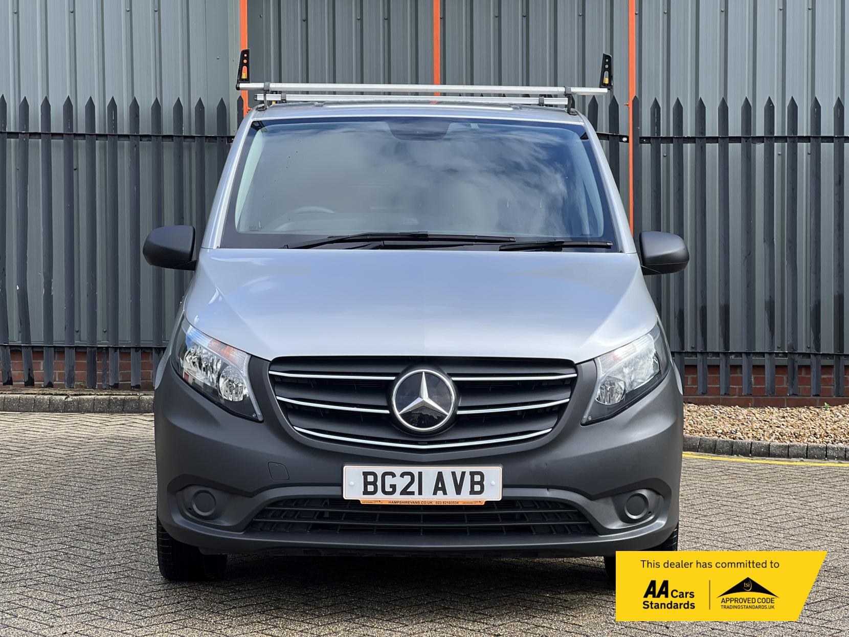 Mercedes-Benz eVito 114 e 41kWh Pure Panel Van 5dr Electric Auto FWD L2 (LWB) (115 ps)