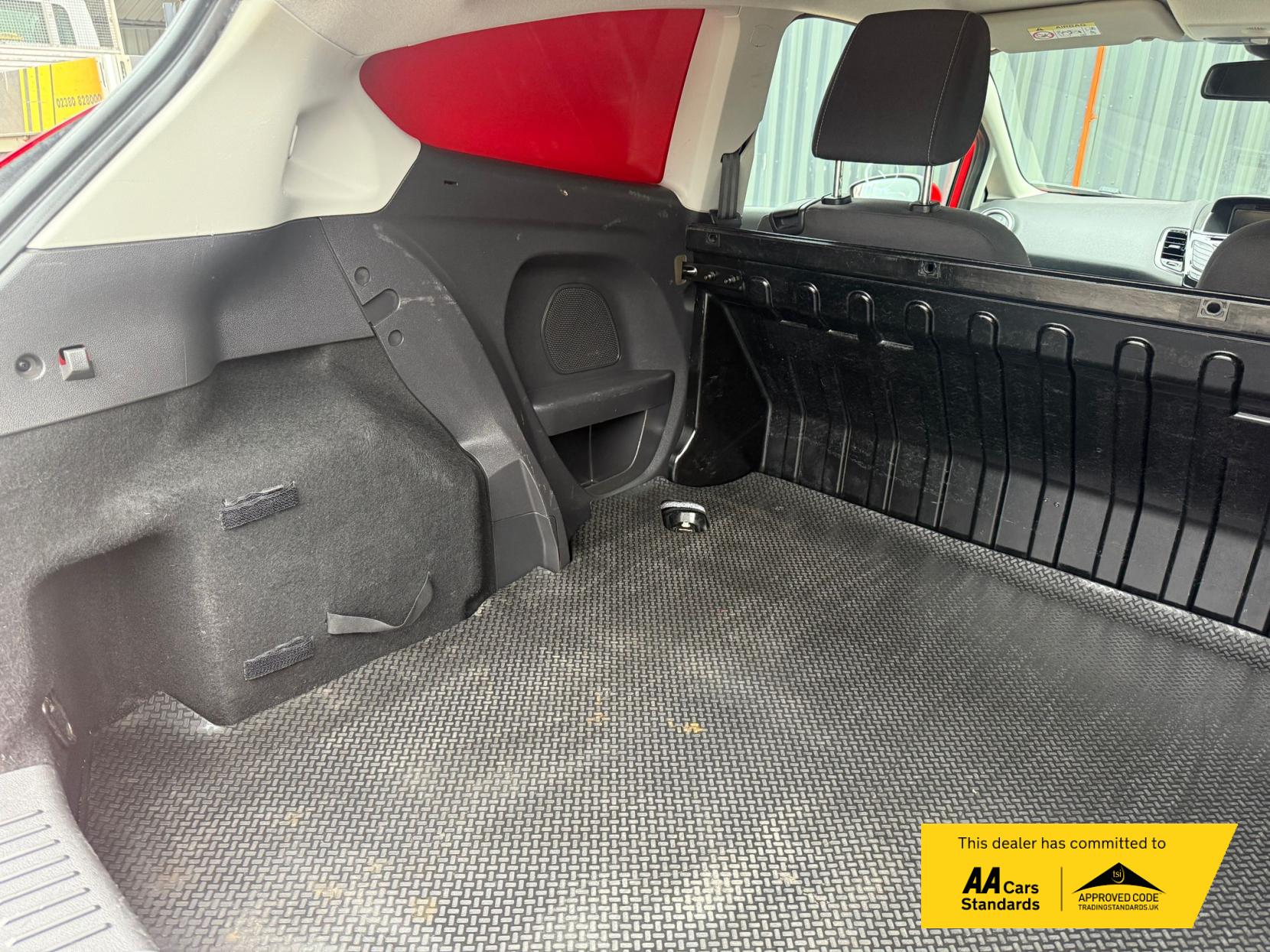 Ford Fiesta Van 1.5 TDCi Sport Panel Van 3dr Diesel Manual (94 g/km, 94 bhp)