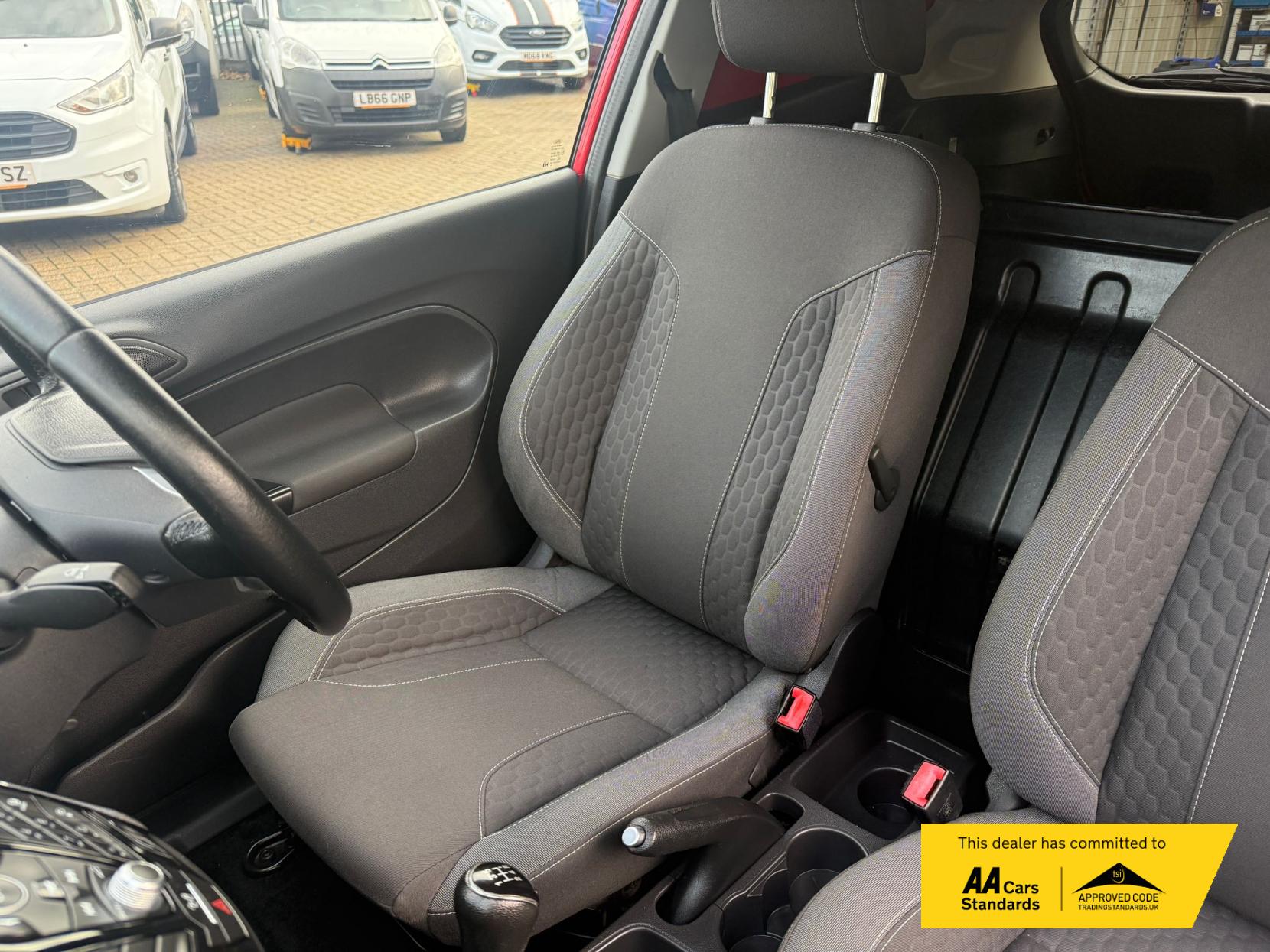 Ford Fiesta Van 1.5 TDCi Sport Panel Van 3dr Diesel Manual (94 g/km, 94 bhp)