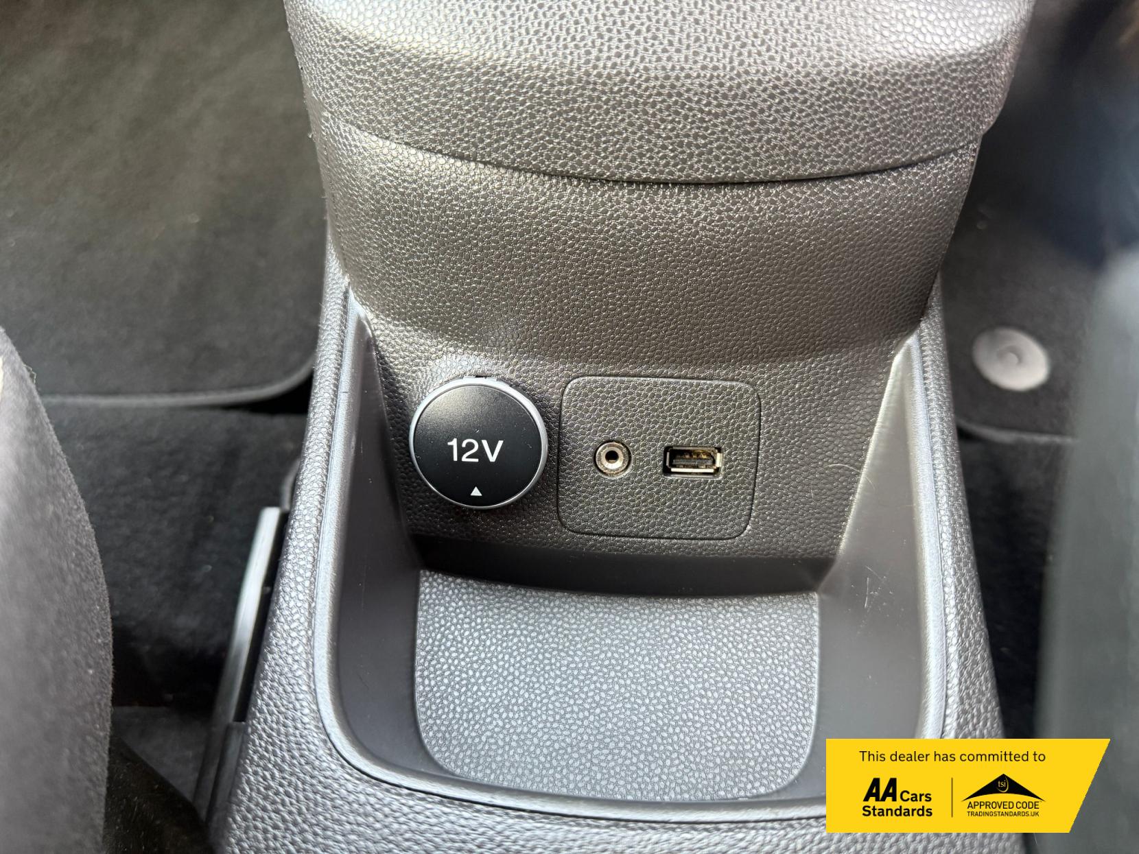 Ford Fiesta Van 1.5 TDCi Sport Panel Van 3dr Diesel Manual (94 g/km, 94 bhp)