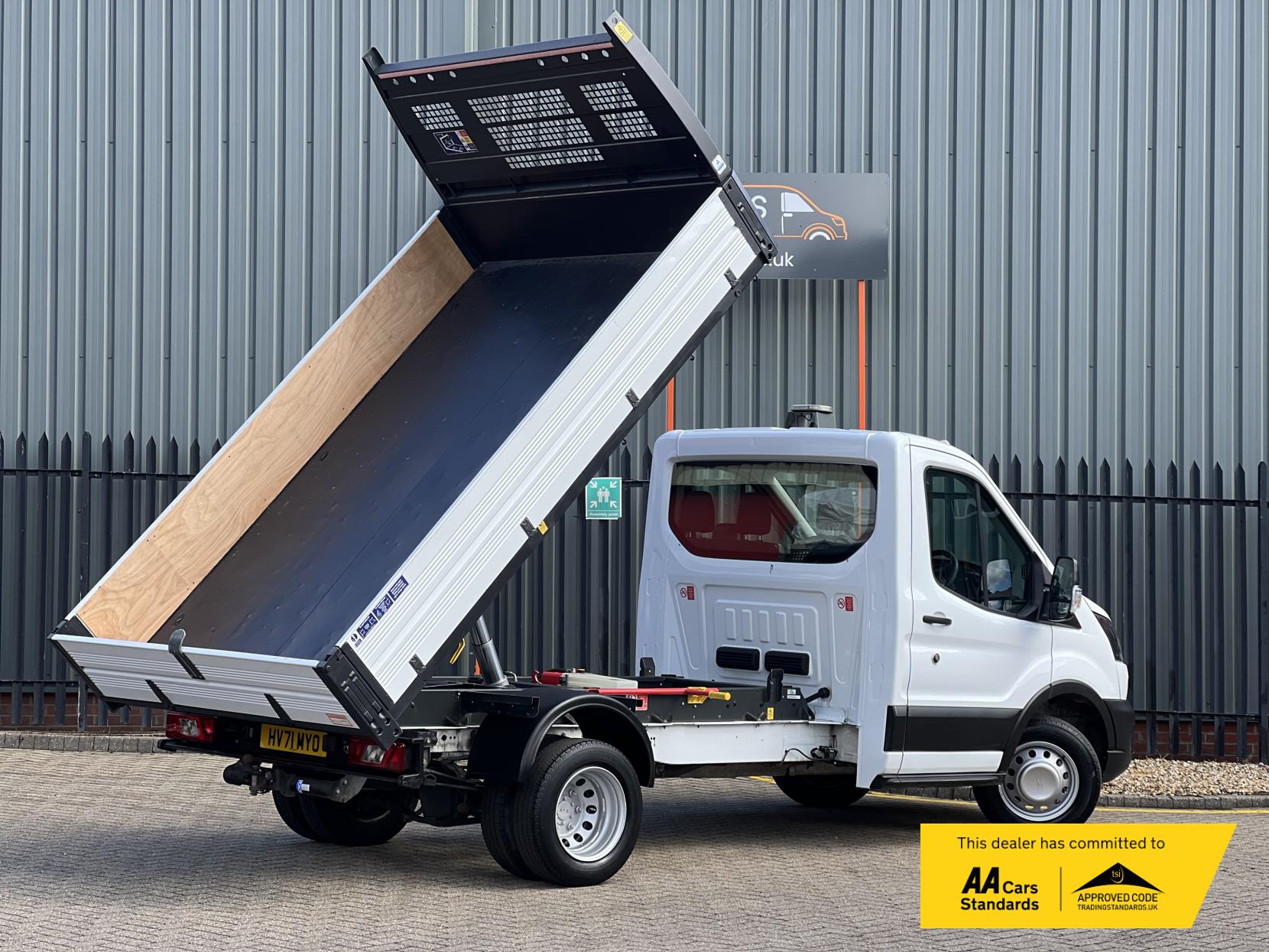 Ford Transit 2.0 350 EcoBlue Leader Tipper 2dr Diesel Manual RWD L2 Euro 6 (s/s) (1-Stop) (130 ps)