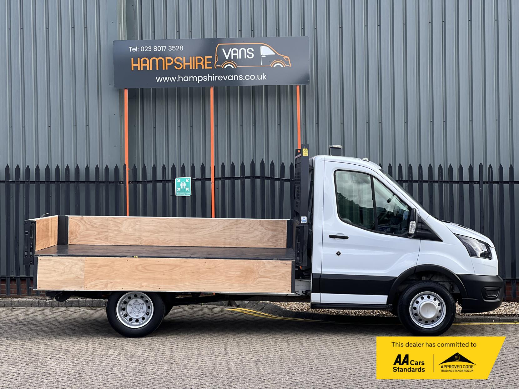 Ford Transit 2.0 350 EcoBlue Leader Tipper 2dr Diesel Manual RWD L2 Euro 6 (s/s) (1-Stop) (130 ps)