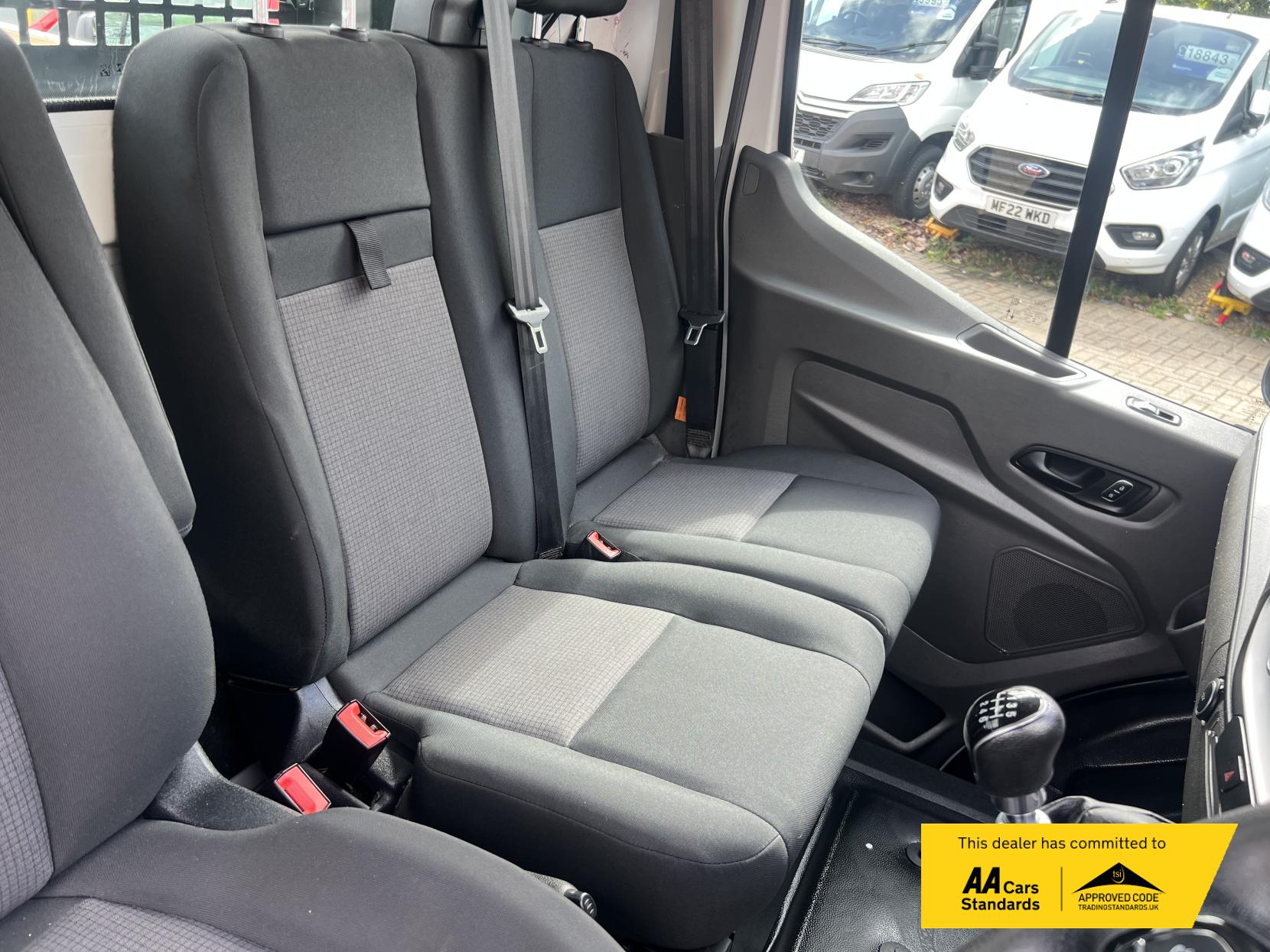 Ford Transit 2.0 350 EcoBlue Leader Tipper 2dr Diesel Manual RWD L2 Euro 6 (s/s) (1-Stop) (130 ps)
