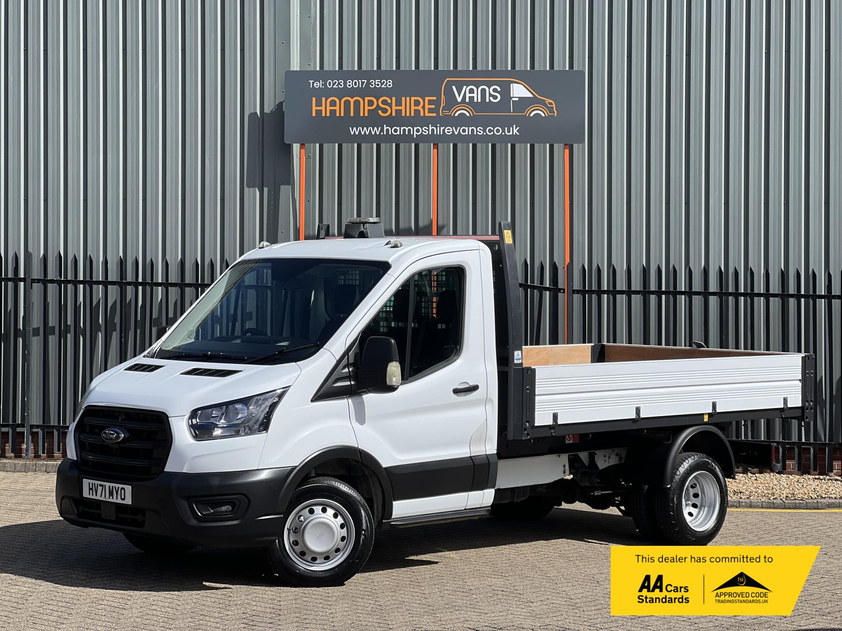 Ford Transit 2.0 350 EcoBlue Leader Tipper 2dr Diesel Manual RWD L2 Euro 6 (s/s) (1-Stop) (130 ps)