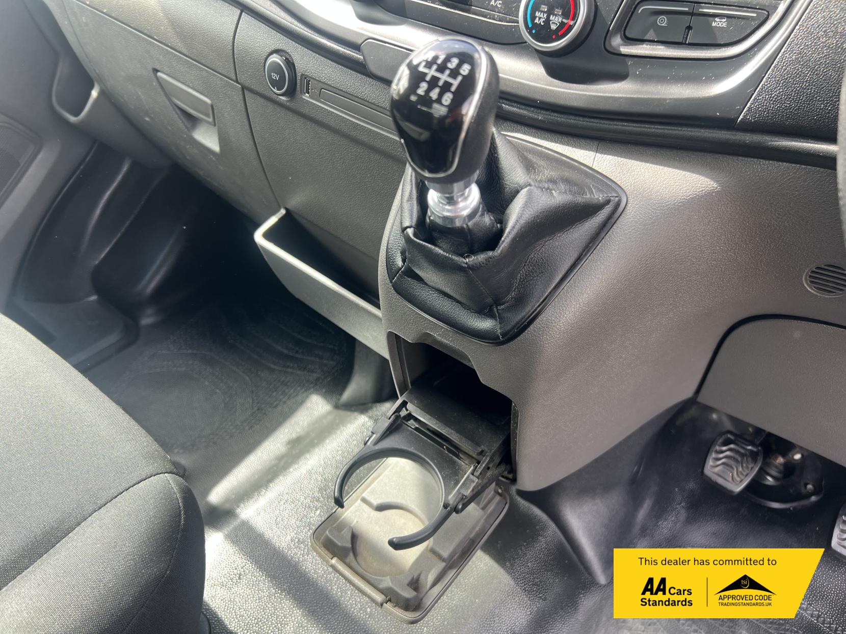 Ford Transit 2.0 350 EcoBlue Leader Tipper 2dr Diesel Manual RWD L2 Euro 6 (s/s) (1-Stop) (130 ps)