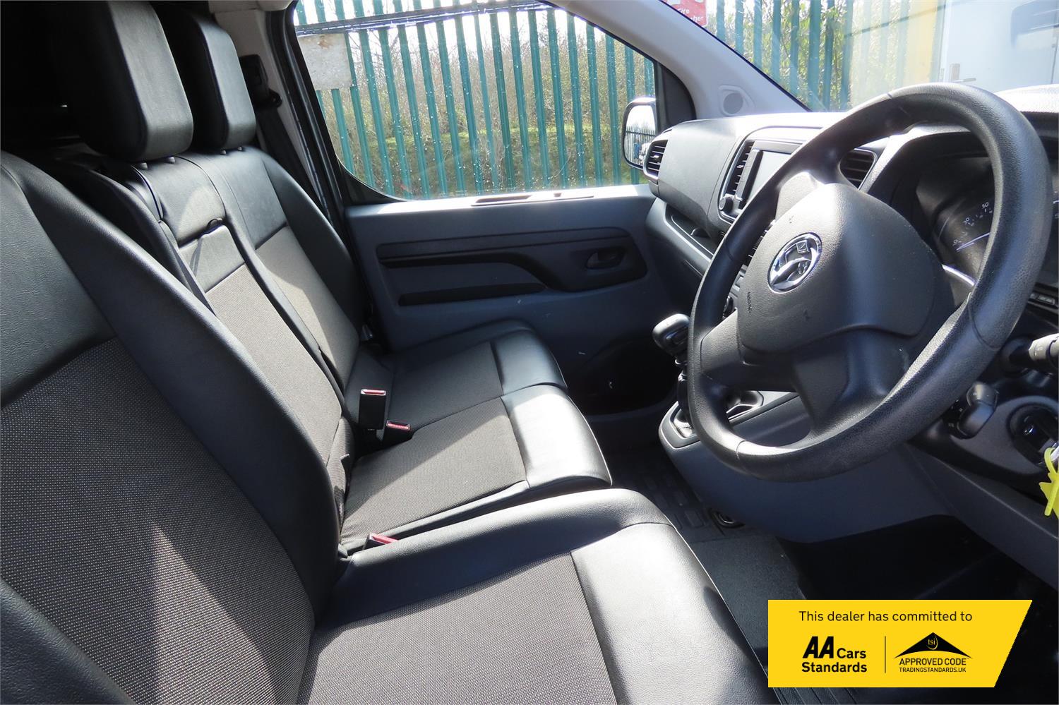 Vauxhall Vivaro 2.0 Turbo D 3100 Sportive Panel Van 5dr Diesel Manual L2 H1 Euro 6 (s/s) (120 ps)