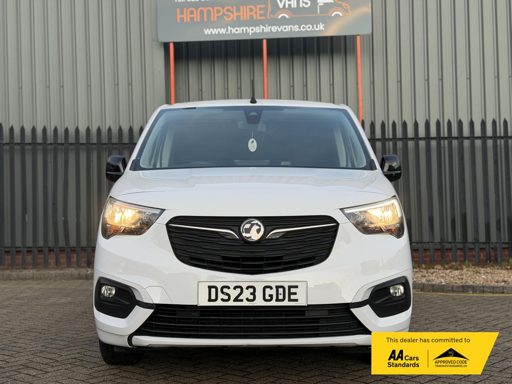 Vauxhall Combo 1.5 Turbo D 2300 Pro Panel Van 5dr Diesel Manual L1 H1 Euro 6 (s/s) (100 ps)