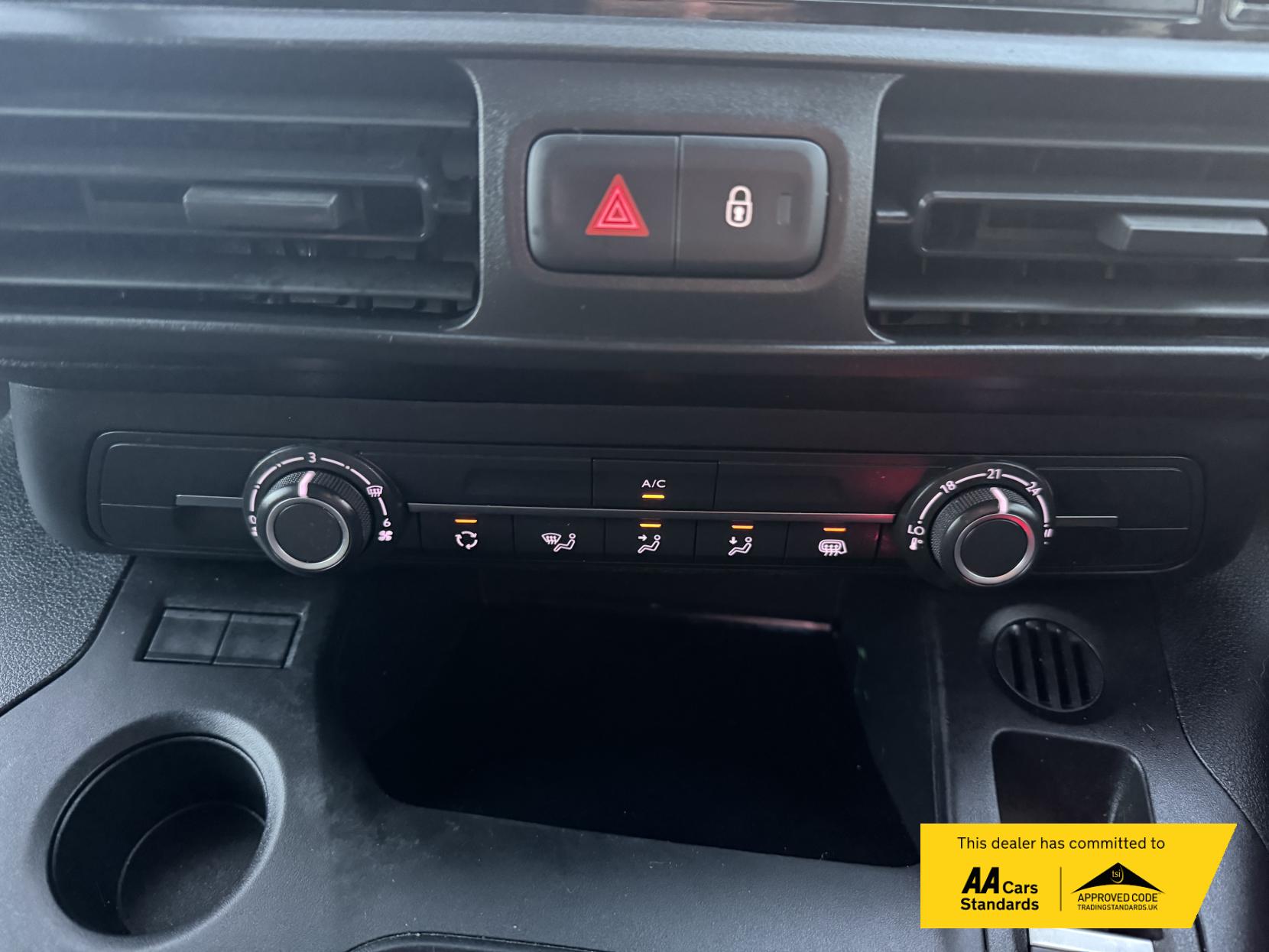 Vauxhall Combo 1.5 Turbo D 2300 Pro Panel Van 5dr Diesel Manual L1 H1 Euro 6 (s/s) (100 ps)