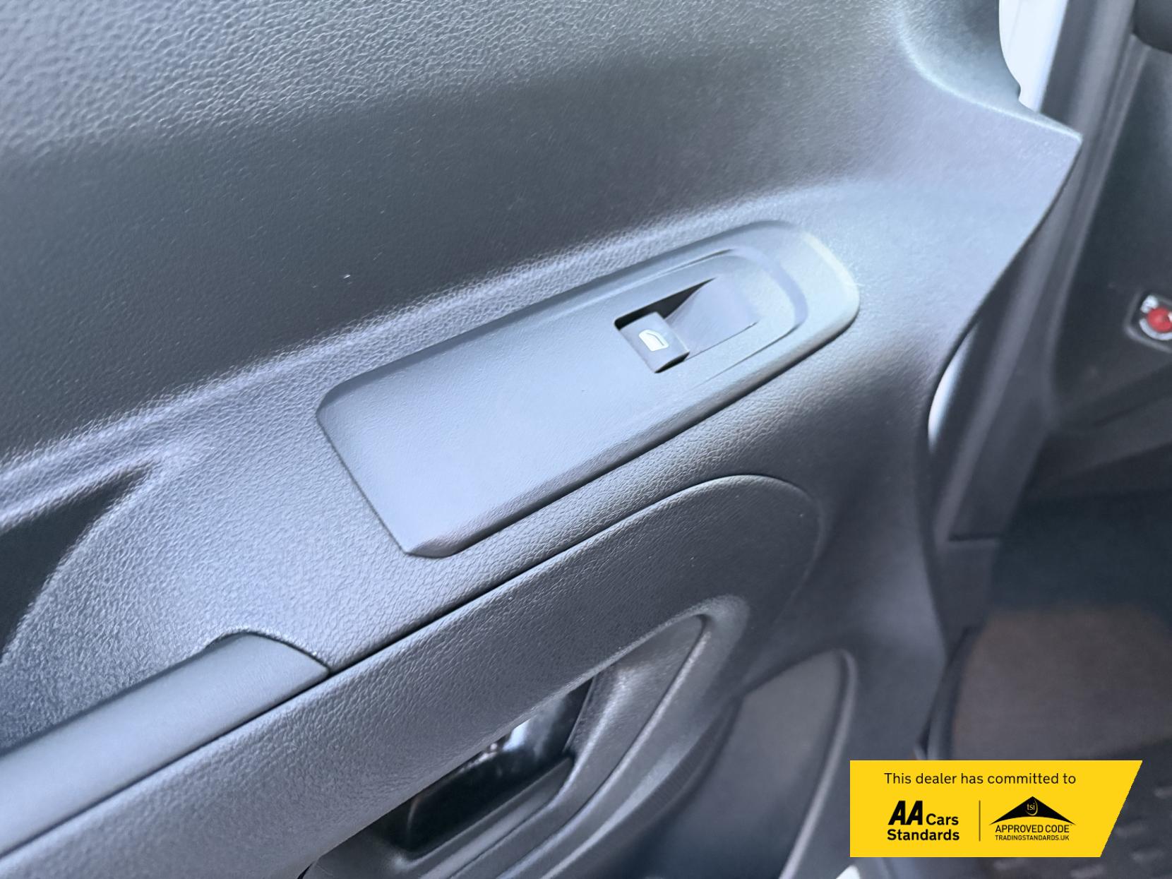 Vauxhall Combo 1.5 Turbo D 2300 Pro Panel Van 5dr Diesel Manual L1 H1 Euro 6 (s/s) (100 ps)