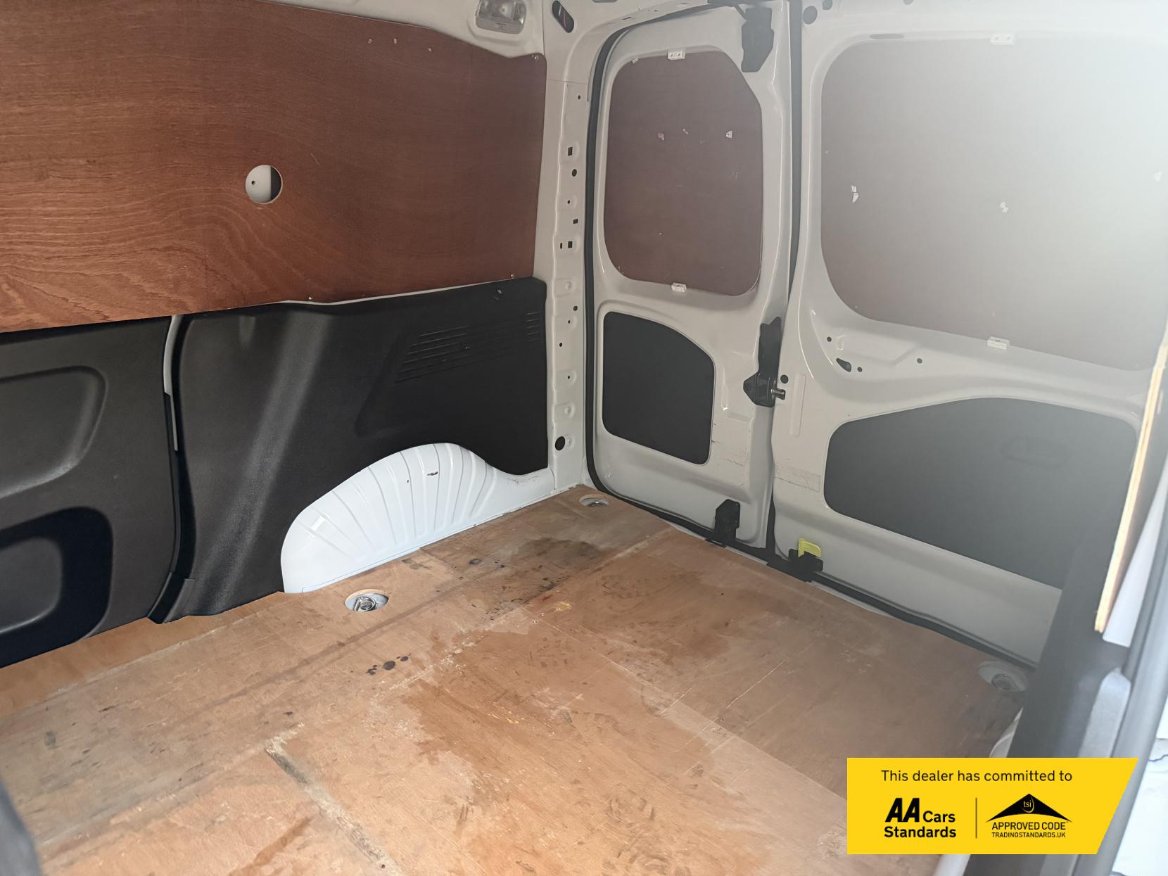 Vauxhall Combo 1.5 Turbo D 2300 Pro Panel Van 5dr Diesel Manual L1 H1 Euro 6 (s/s) (100 ps)