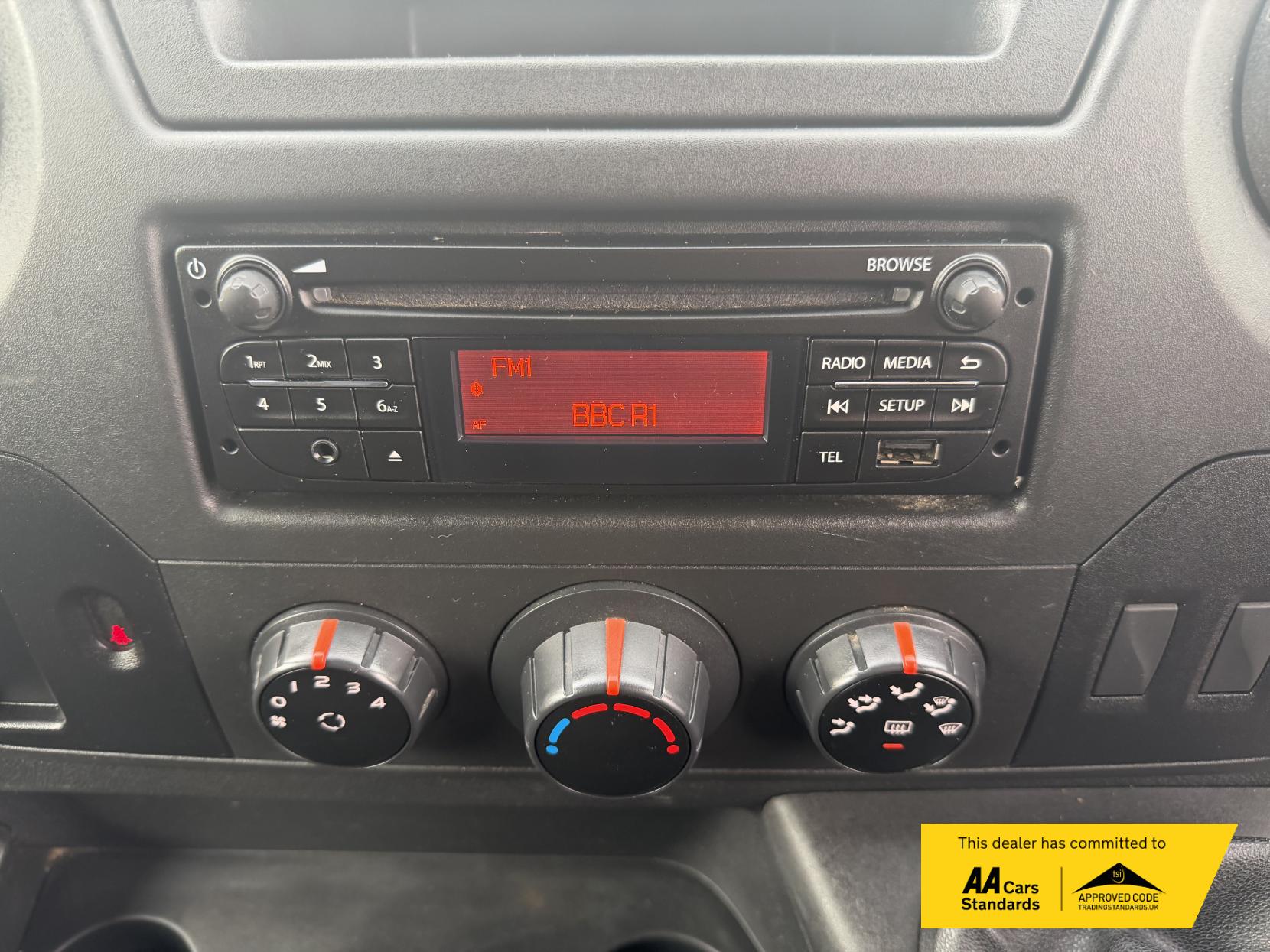 Vauxhall Movano 2.3 CDTi 3500 Panel Van 5dr Diesel Manual FWD L1 H1 Euro 6 (110 ps)