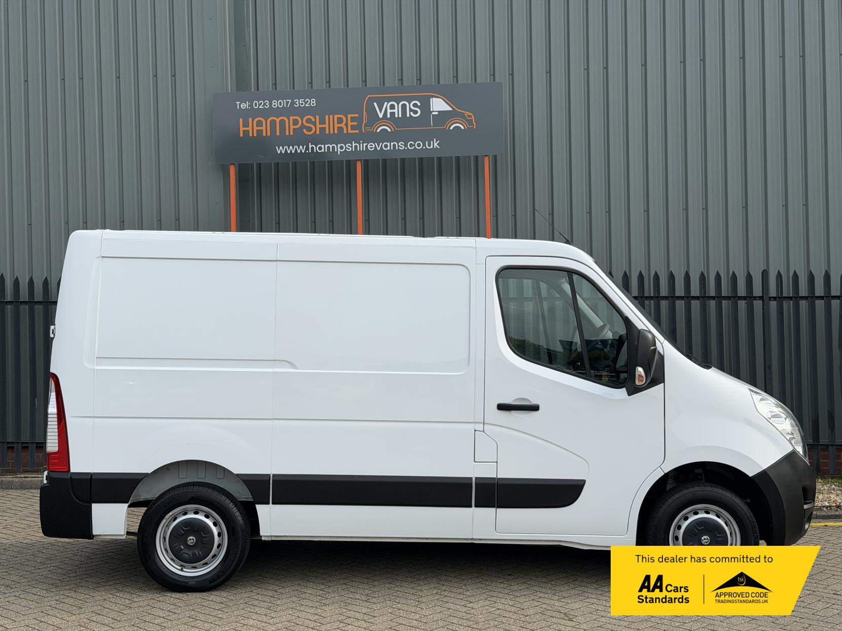 Vauxhall Movano 2.3 CDTi 3500 Panel Van 5dr Diesel Manual FWD L1 H1 Euro 6 (110 ps)
